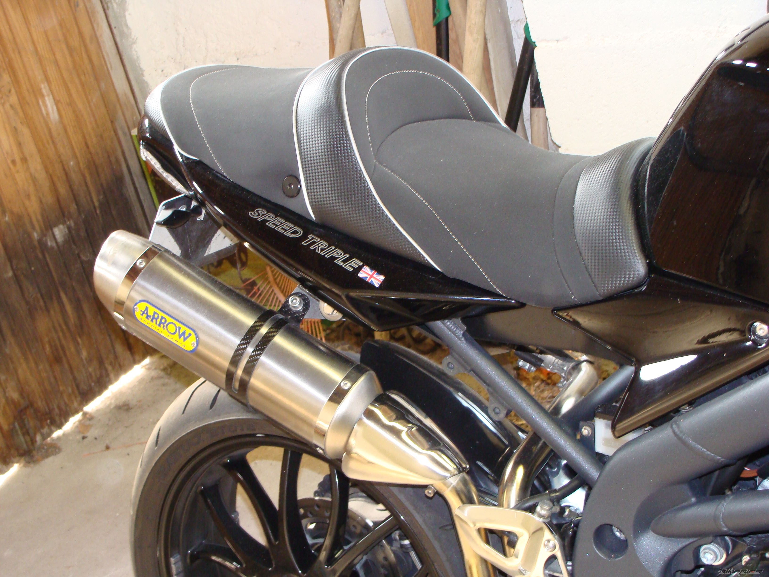 2008 TRIUMPH SPEED TRIPLE | Picture 1999552 motorcycle photo