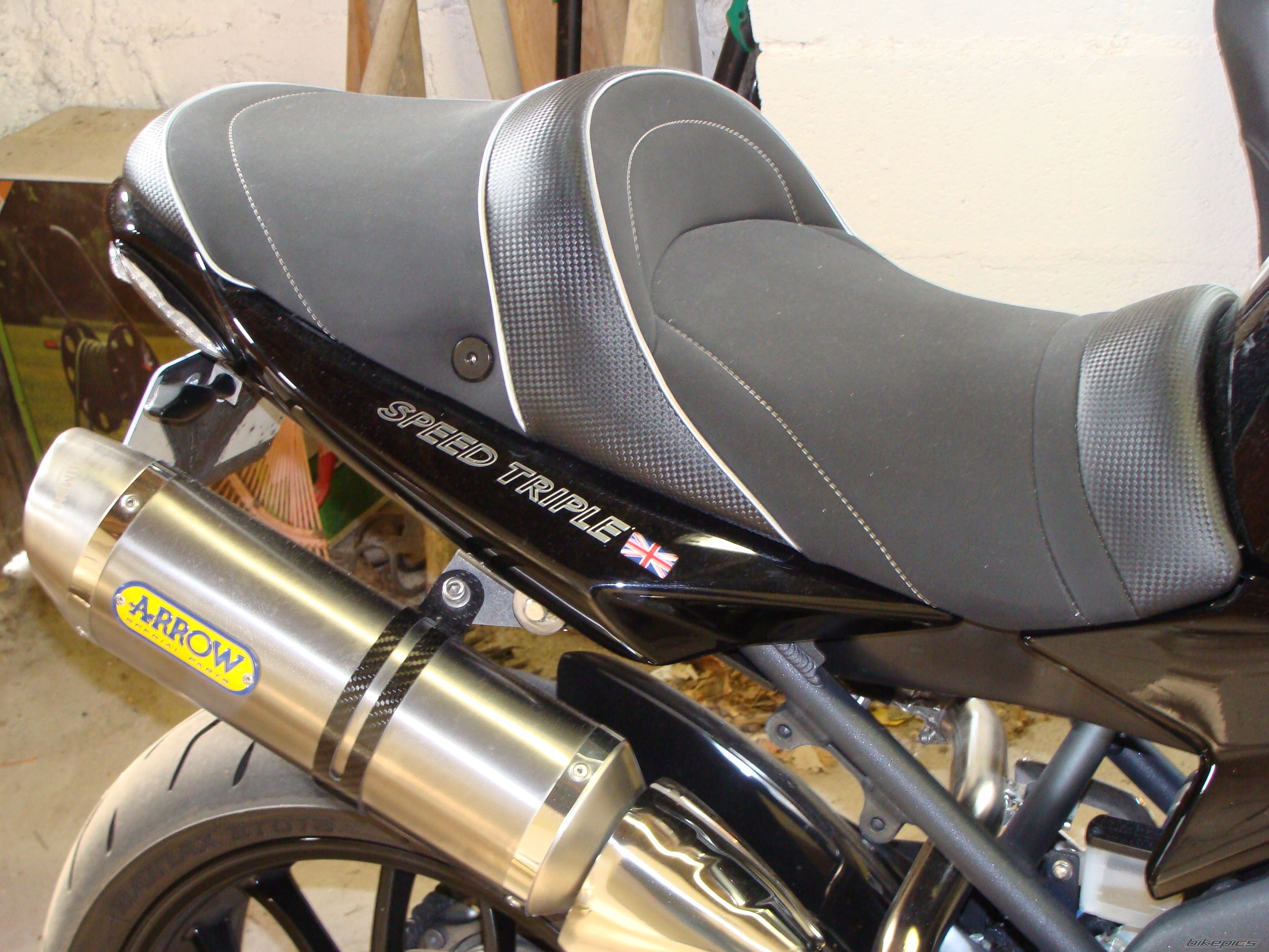2008 TRIUMPH SPEED TRIPLE | Picture 1999553 motorcycle photo