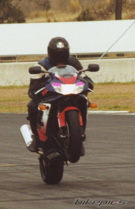 2000  CBR 900 | Picture 20 motorcycle photo