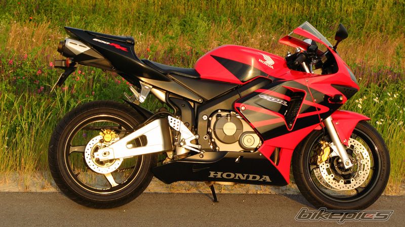 2004 HONDA CBR 600 RR | Picture 2000172 motorcycle photo