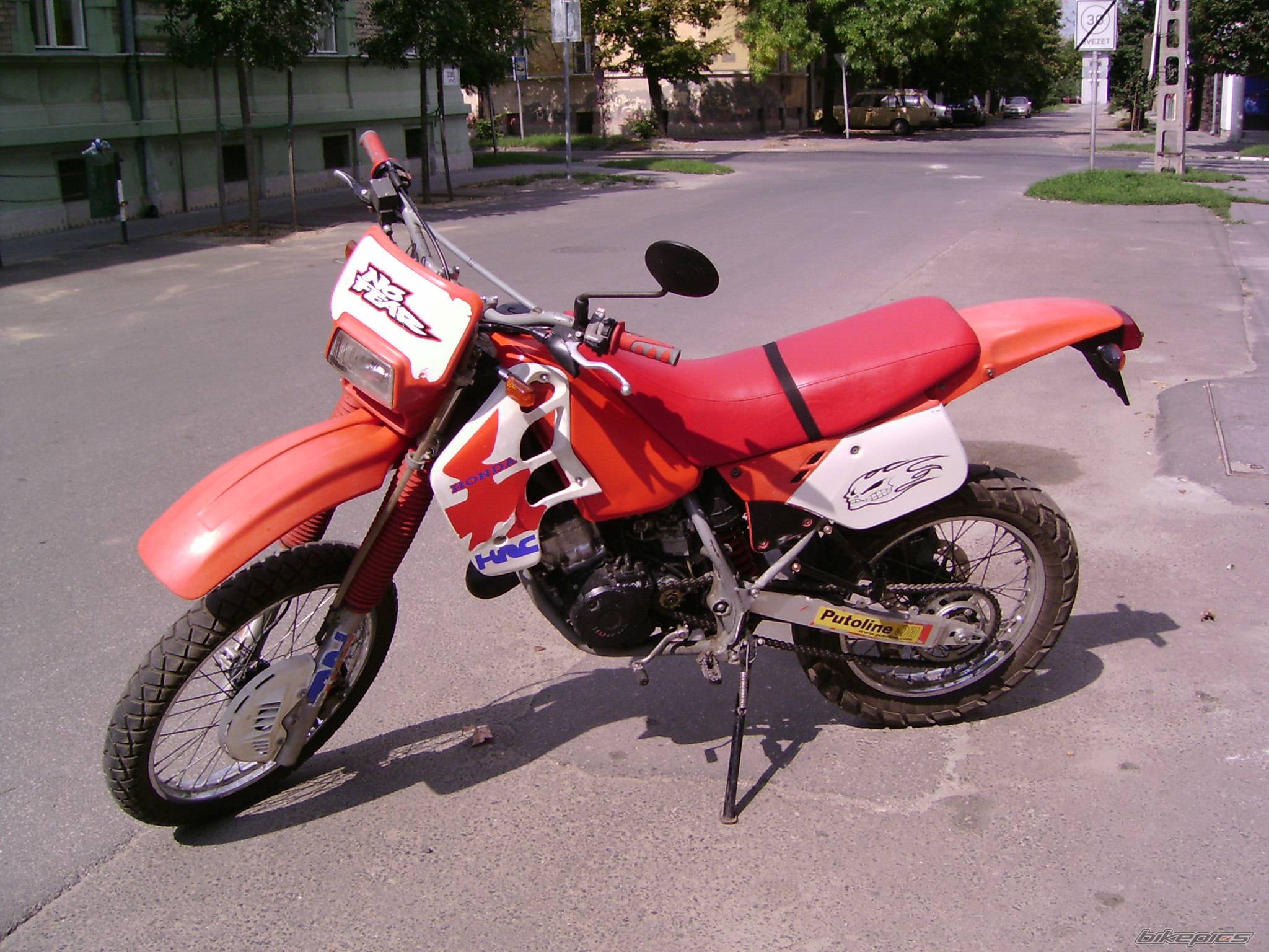 1991 HONDA CRM 125 | Picture 200125 motorcycle photo