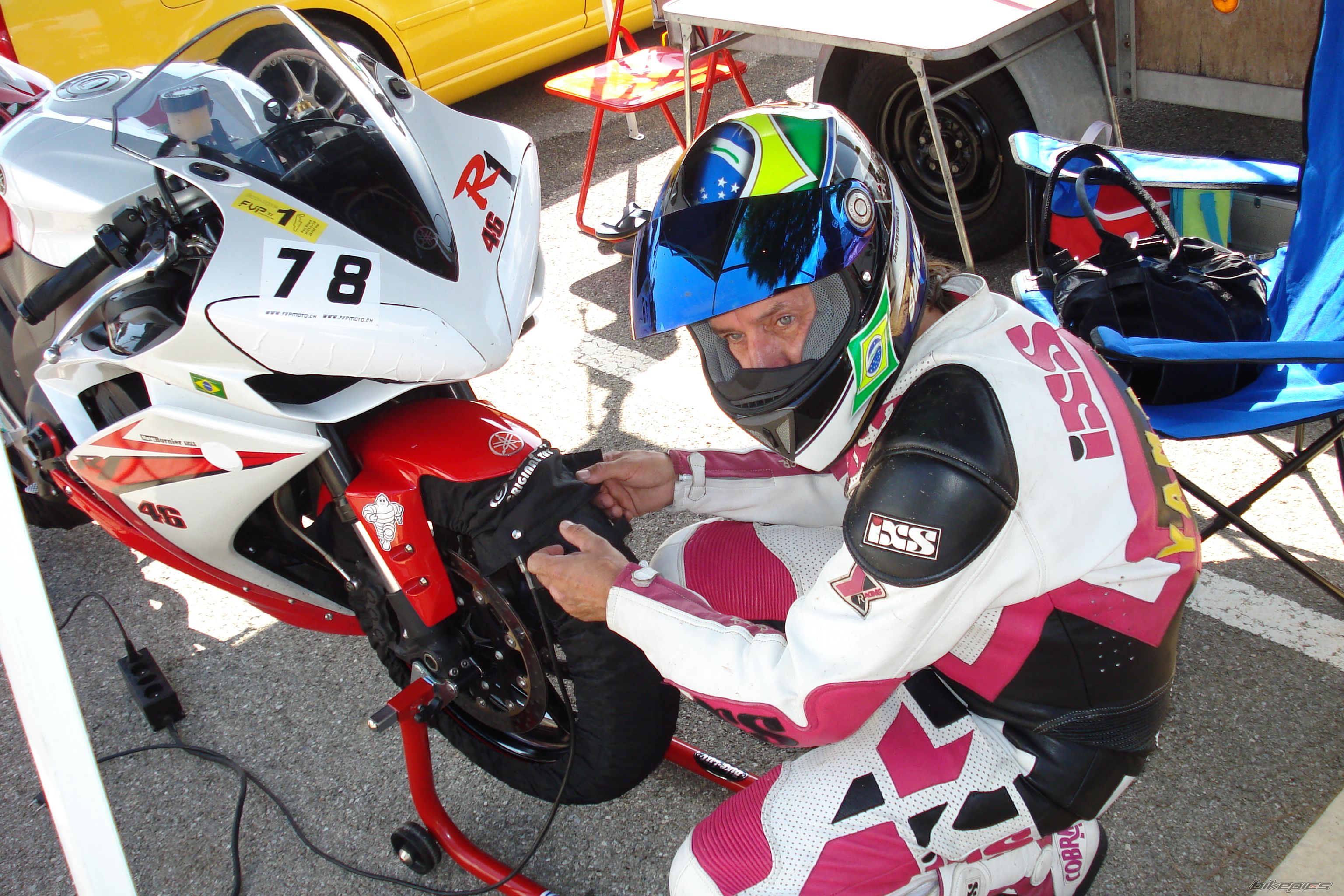 2007 YAMAHA YZF R1 | Picture 2001508 motorcycle photo