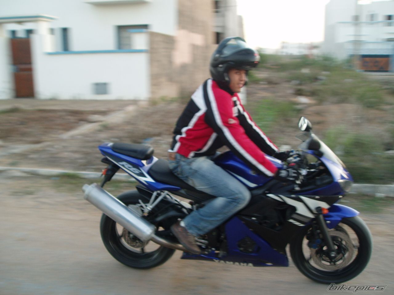 2004 YAMAHA YZF R6 | Picture 2001630 motorcycle photo