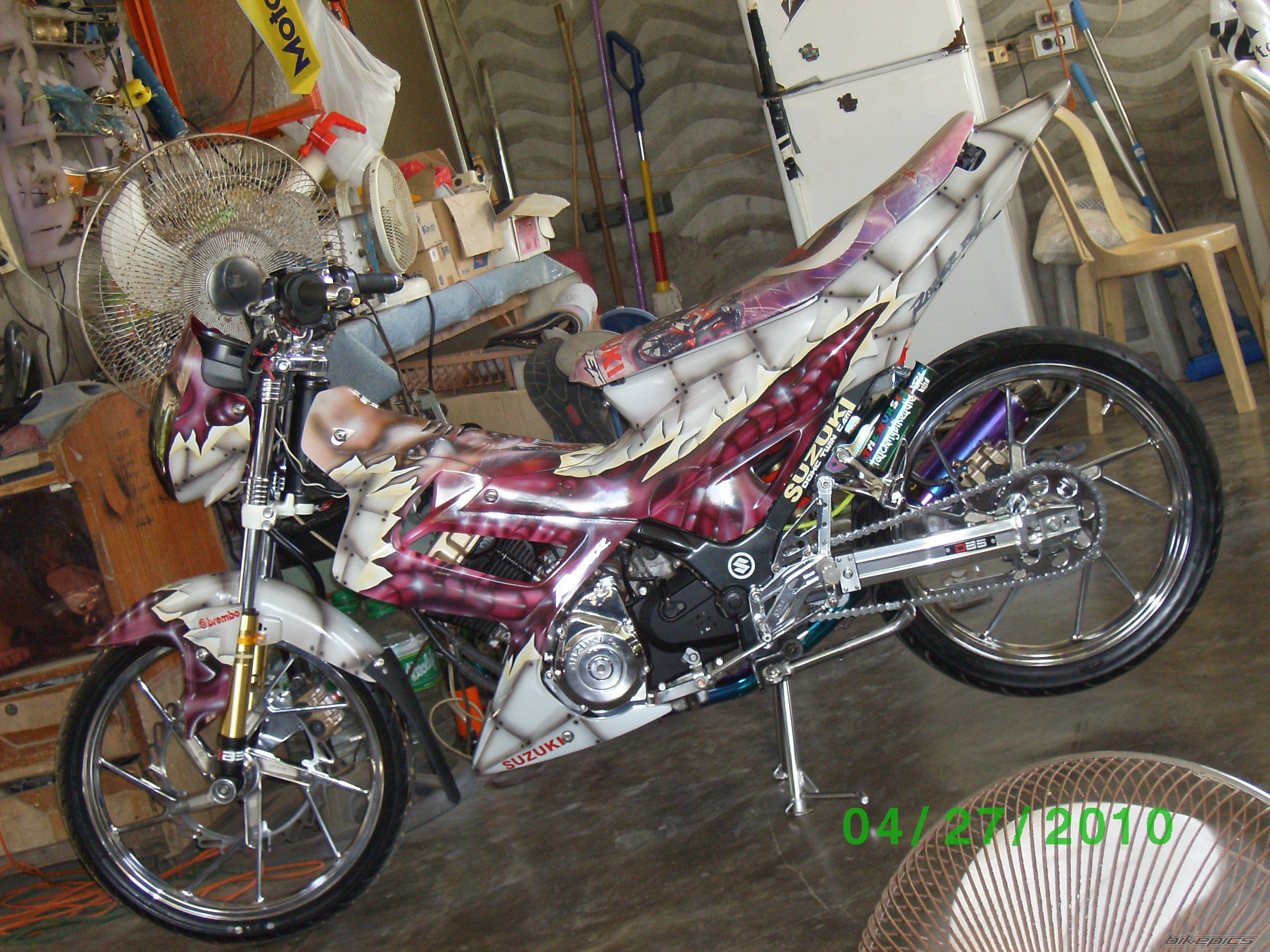 2009 SUZUKI RAIDER 150 | Picture 2002127 motorcycle photo