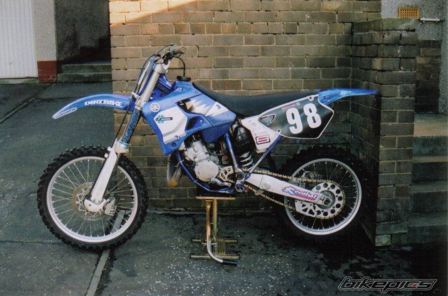 2000 YAMAHA YZ 125 | Picture 200223 motorcycle photo