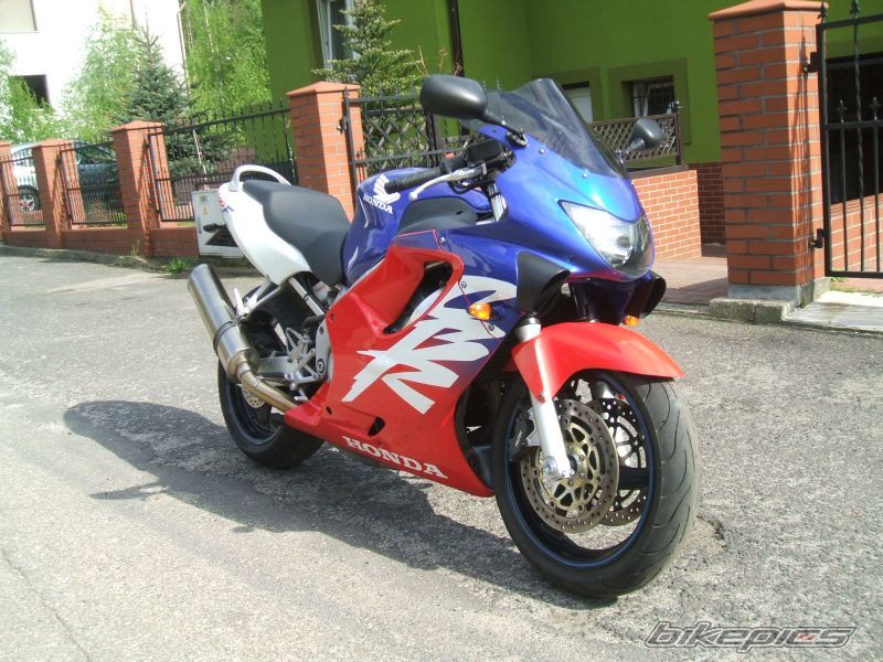 2000 HONDA CBR 600 | Picture 2002244 motorcycle photo