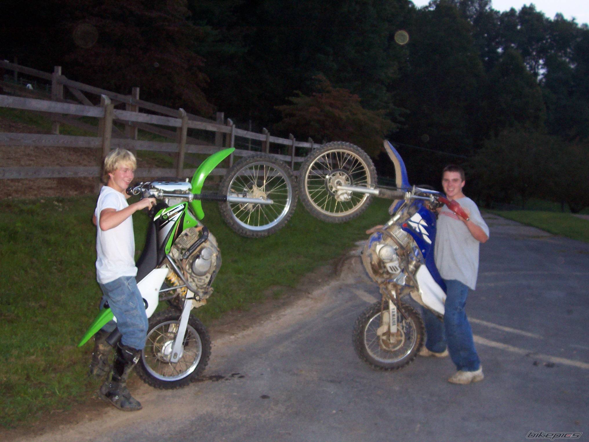 2004 KAWASAKI KLX 125 | Picture 200340 motorcycle photo