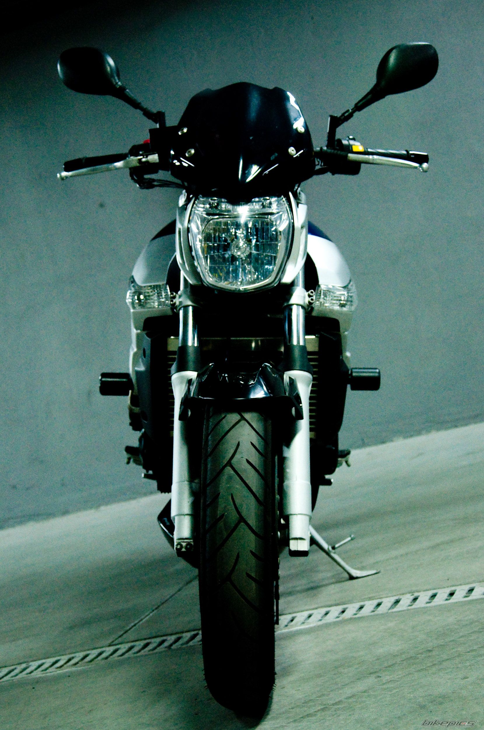 2007 SUZUKI GSR 600 | Picture 2004069 motorcycle photo