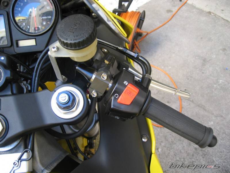 2001 HONDA CBR 900 | Picture 200426 motorcycle photo