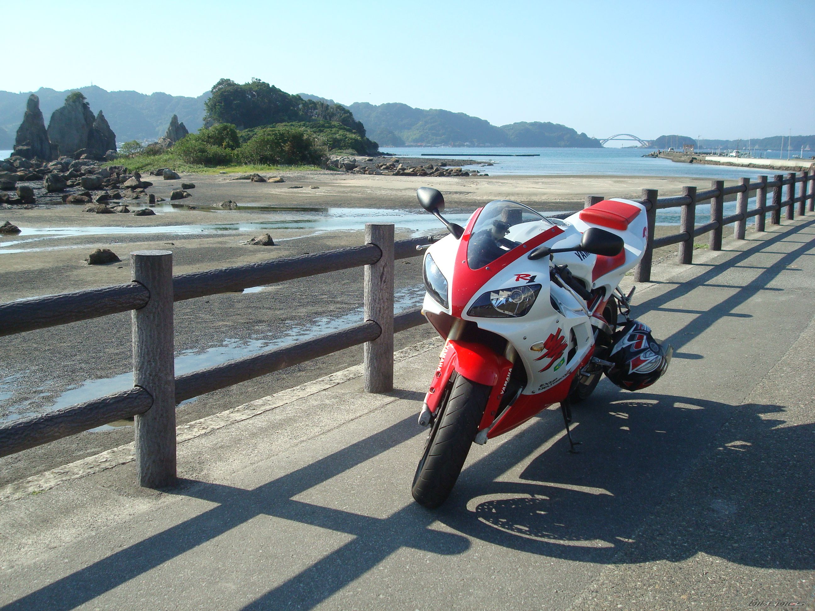 1998 YAMAHA YZF R1 | Picture 2004457 motorcycle photo