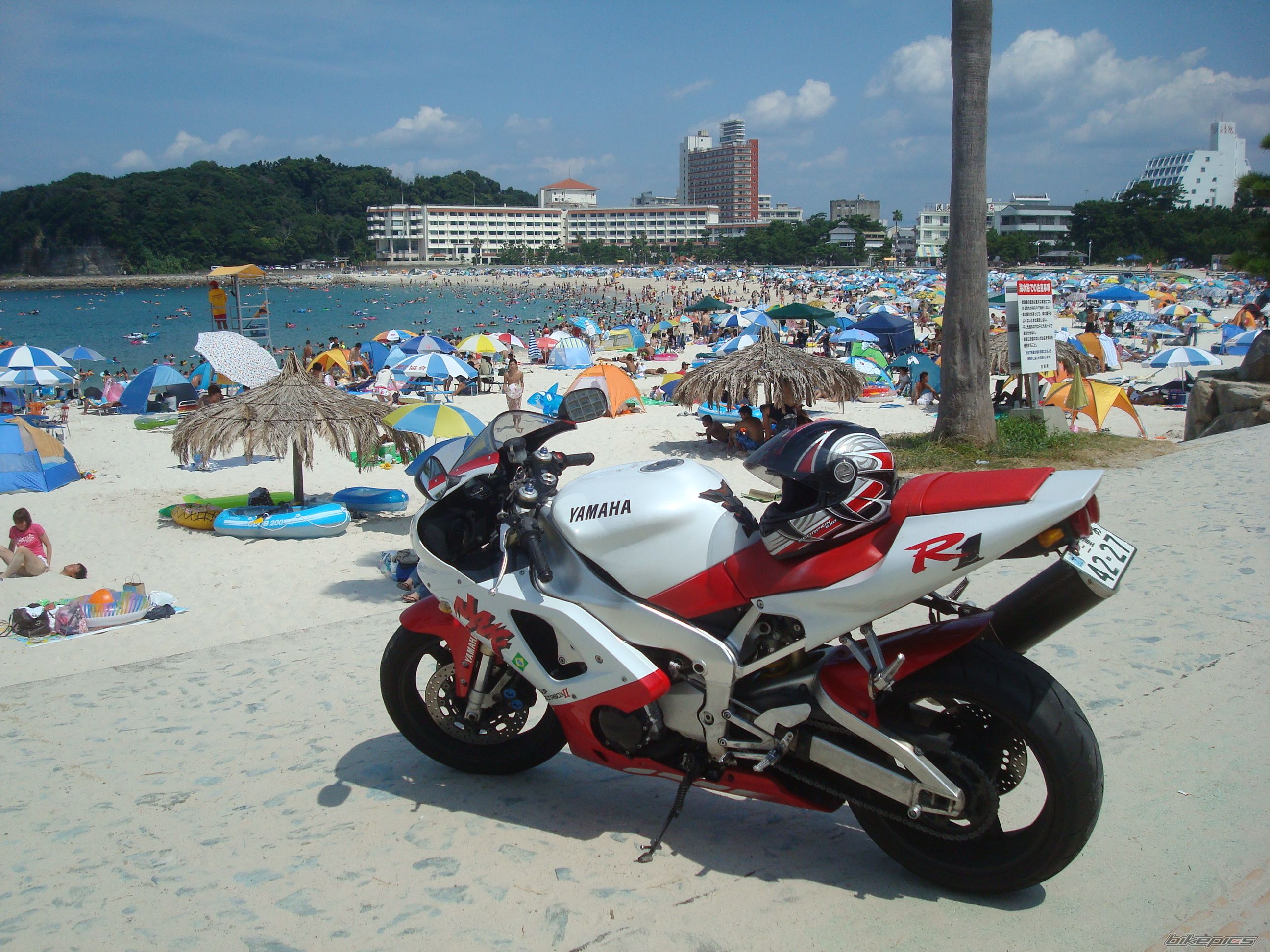 1998 YAMAHA YZF R1 | Picture 2004471 motorcycle photo