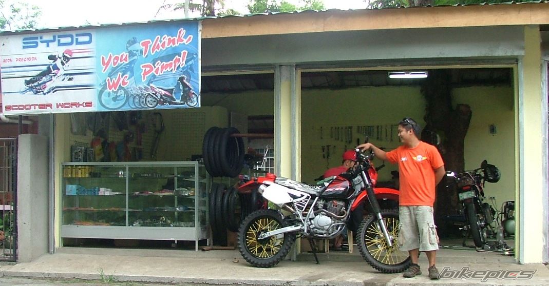 2009 HONDA XR 200 | Picture 2005232 motorcycle photo