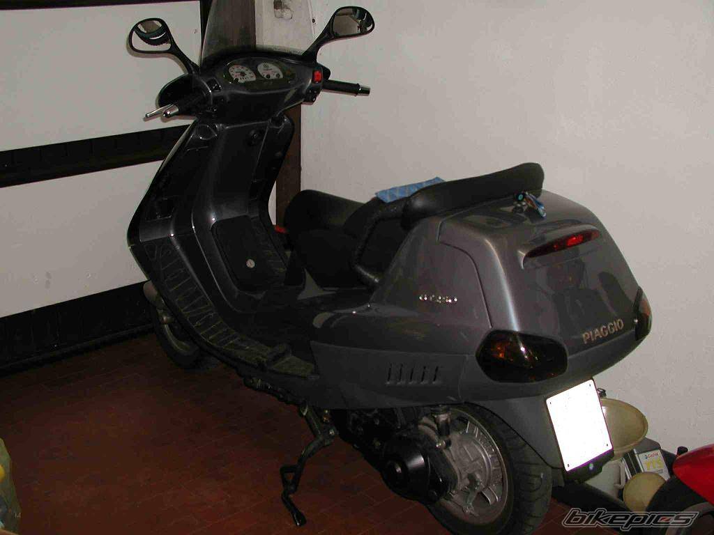 1998 PIAGGIO HEXAGON | Picture 200525 motorcycle photo