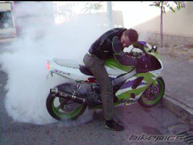 1996 KAWASAKI ZX 6R | Picture 200561 motorcycle photo