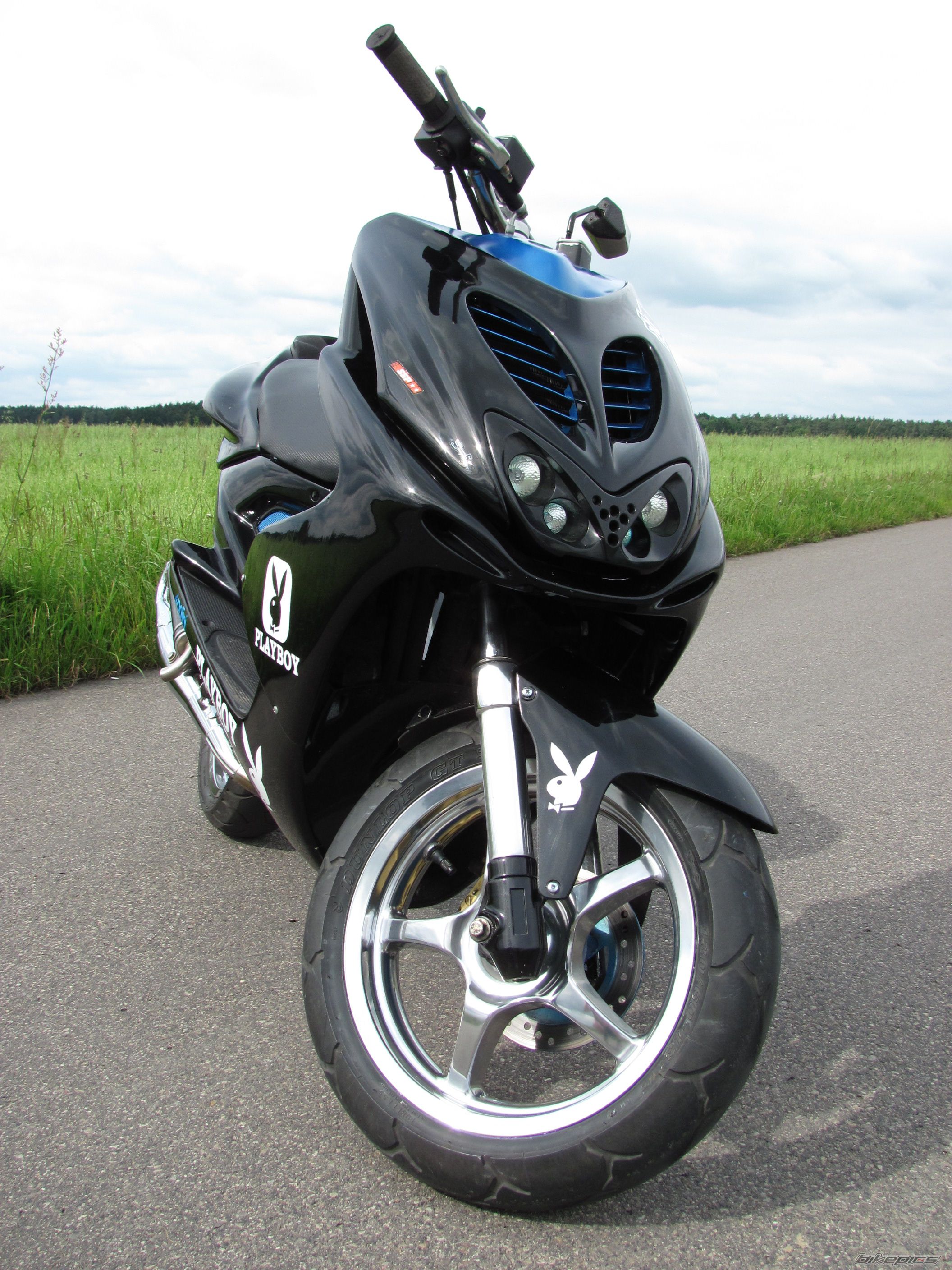 2001 YAMAHA AEROX 50 | Picture 2005824 motorcycle photo