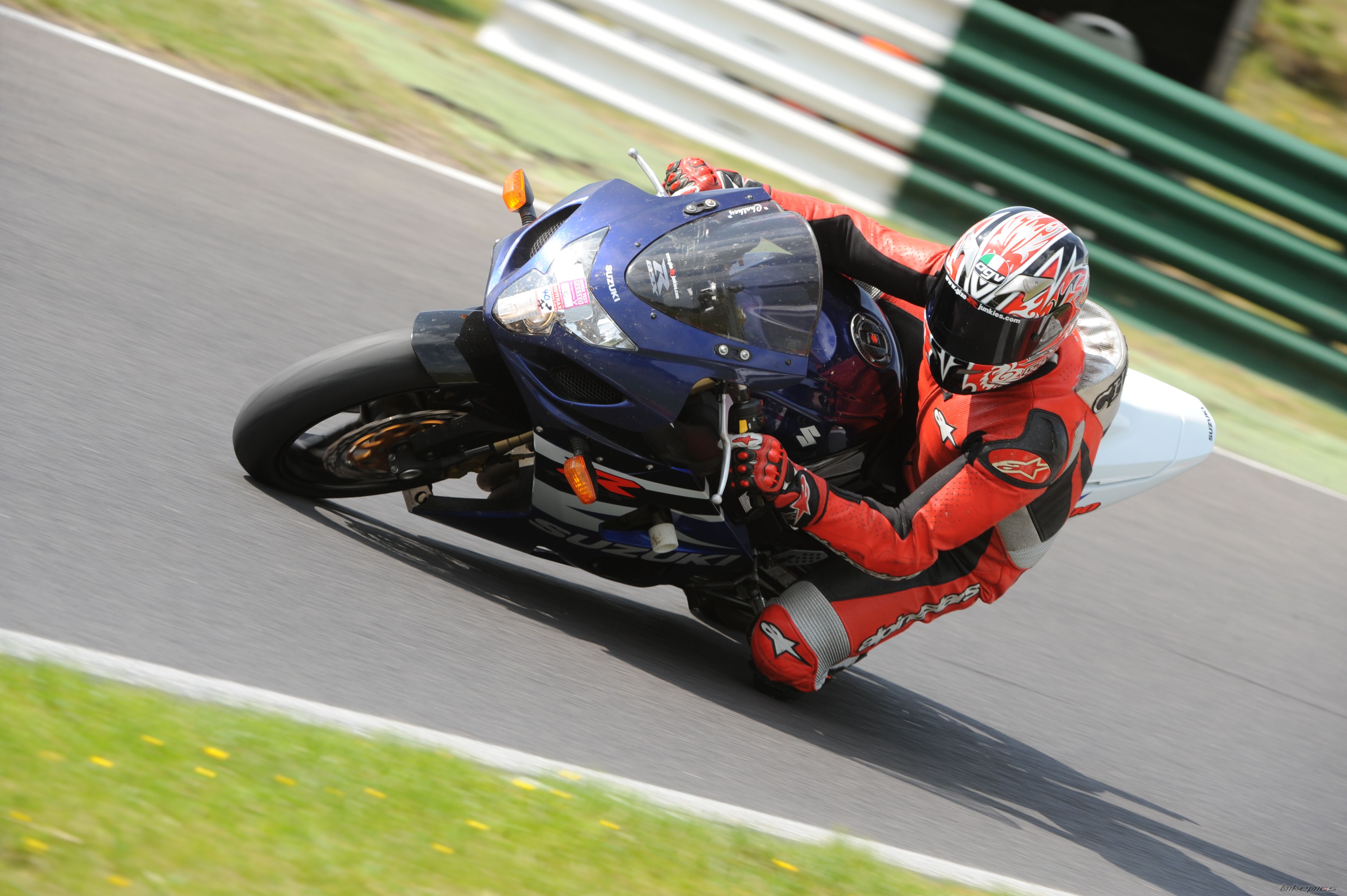    | Picture 2005886 motorcycle photo