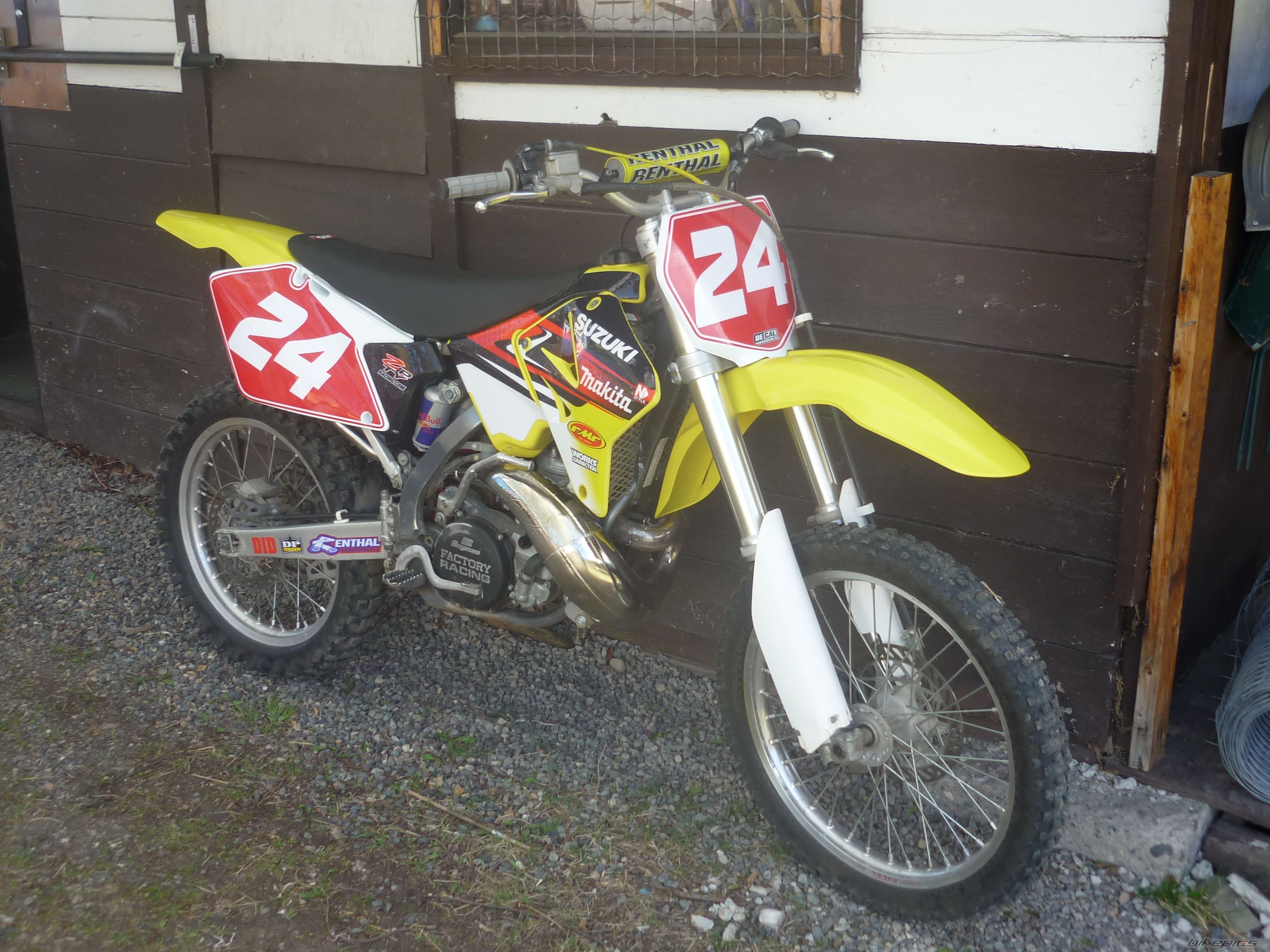 2002 SUZUKI RM 250 | Picture 2008590 motorcycle photo