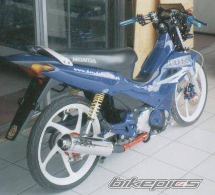 2004 HONDA XRM 110 | Picture 200928 motorcycle photo