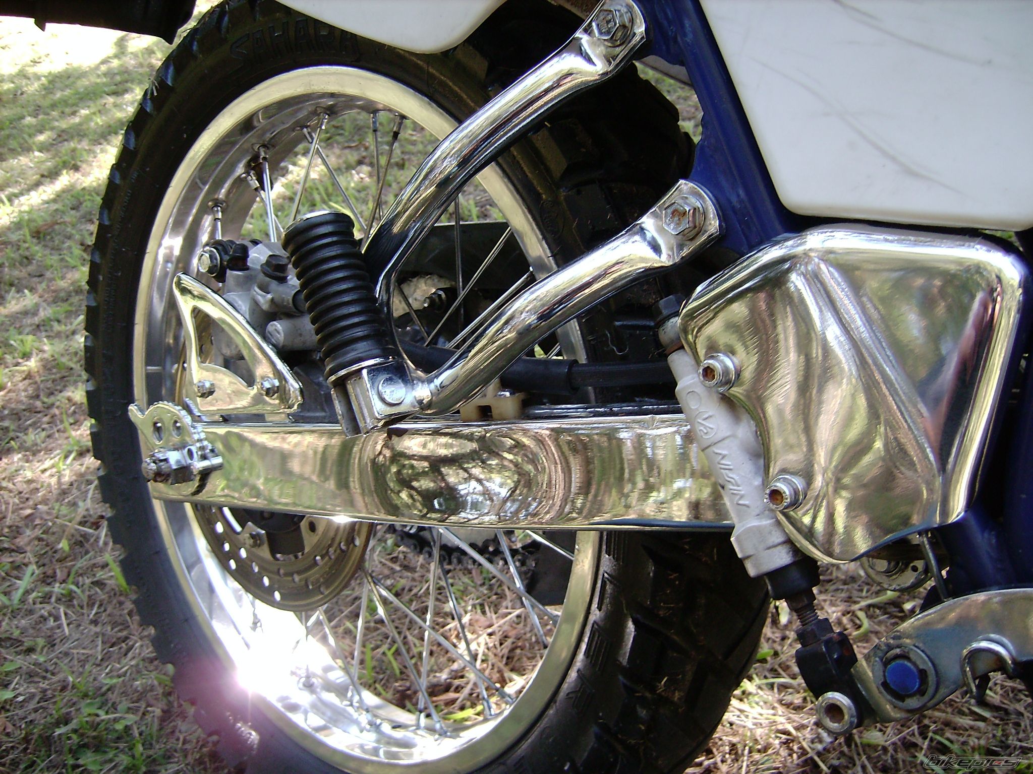 1999 YAMAHA DT200R | Picture 2010439 motorcycle photo