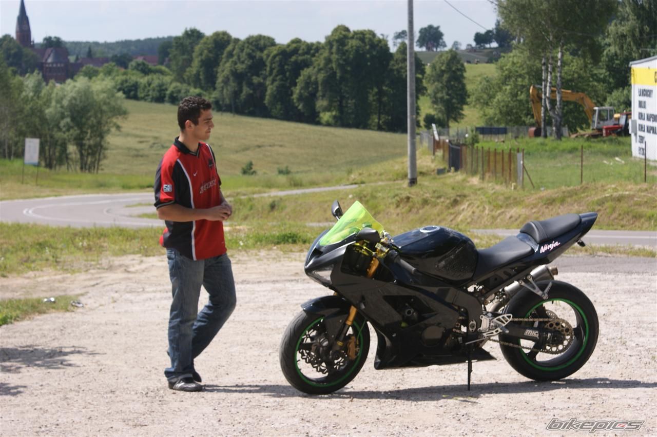 2004 KAWASAKI ZX 6R | Picture 2010741 motorcycle photo