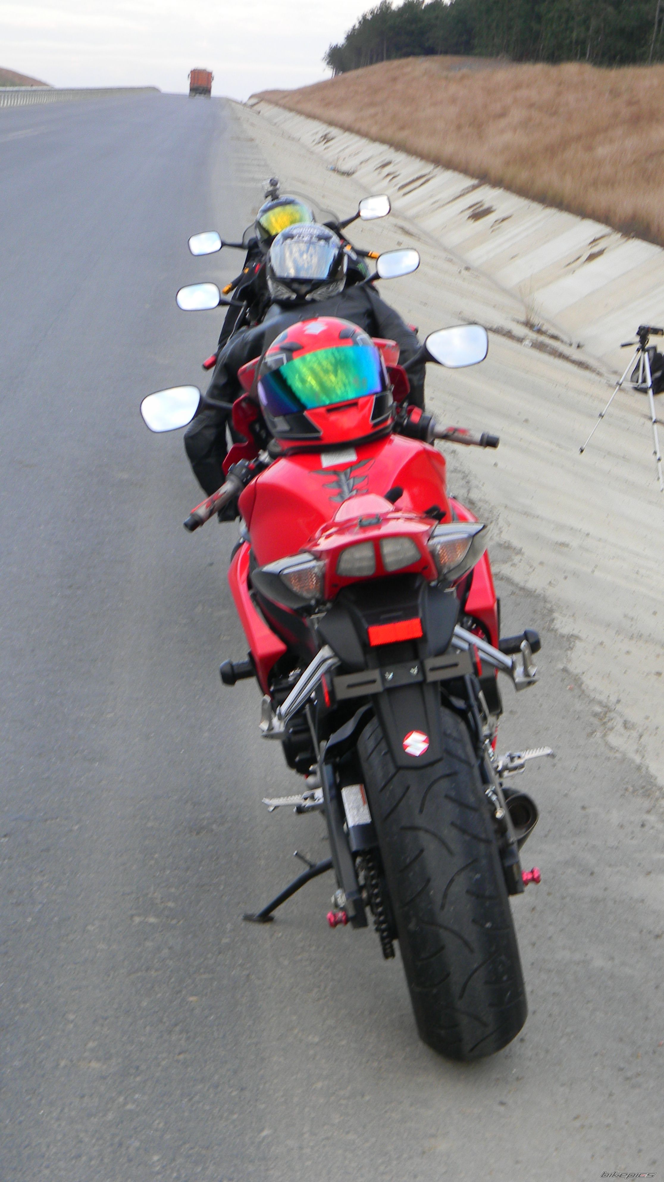 2006 SUZUKI GSX R 600 | Picture 2010821 motorcycle photo