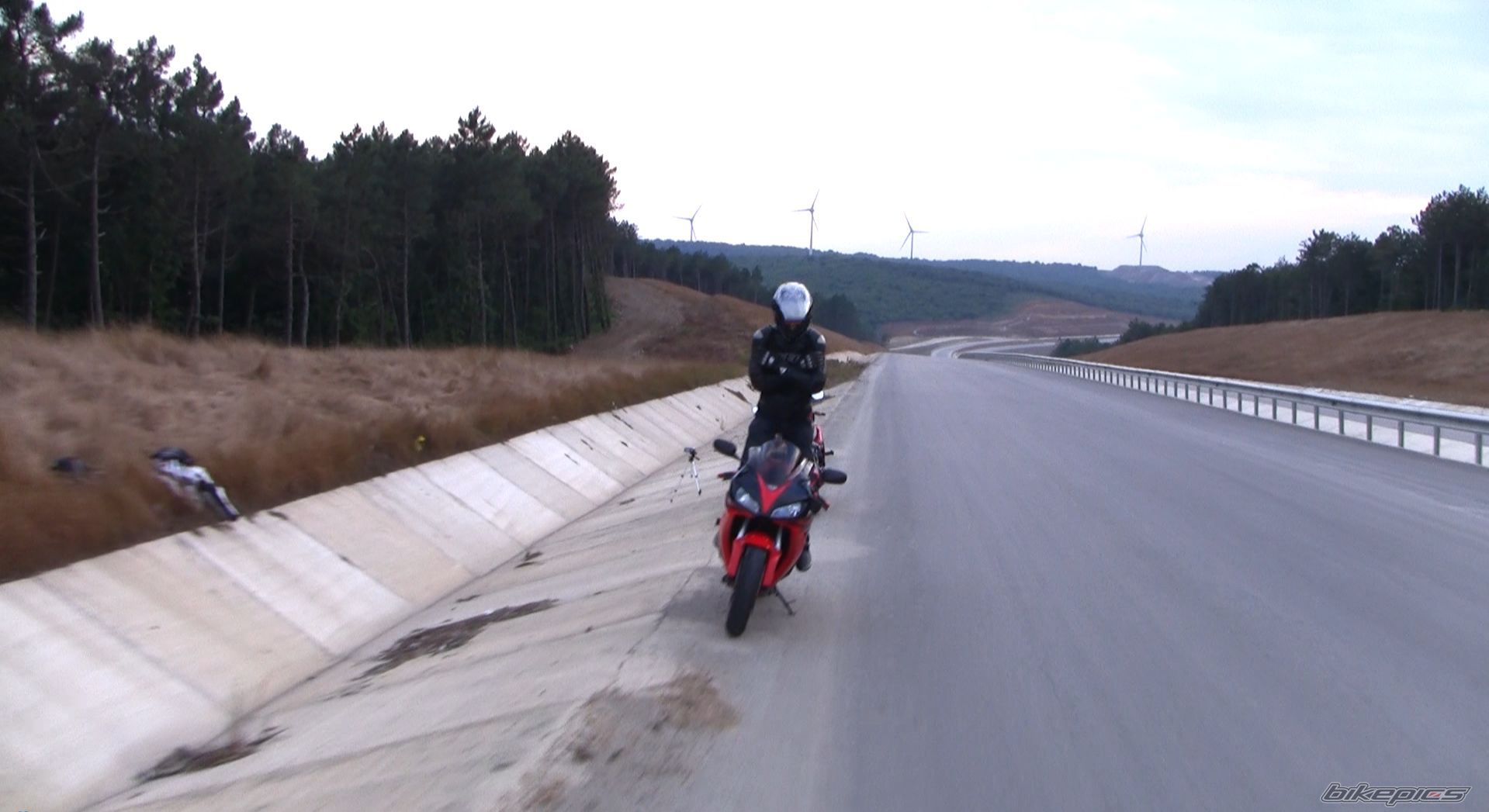 2006 SUZUKI GSX R 600 | Picture 2010850 motorcycle photo