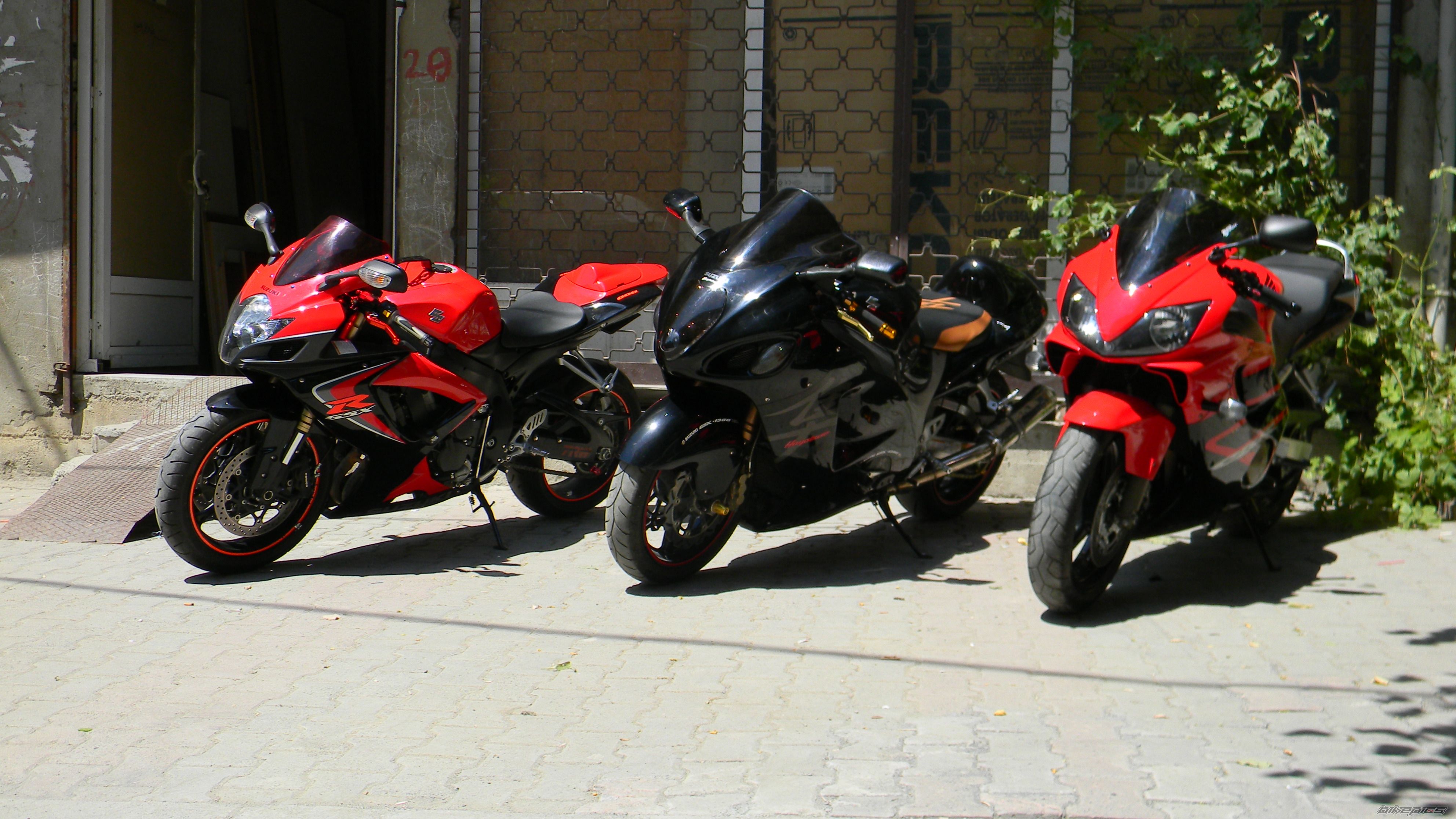 2006 SUZUKI GSX R 600 | Picture 2010911 motorcycle photo