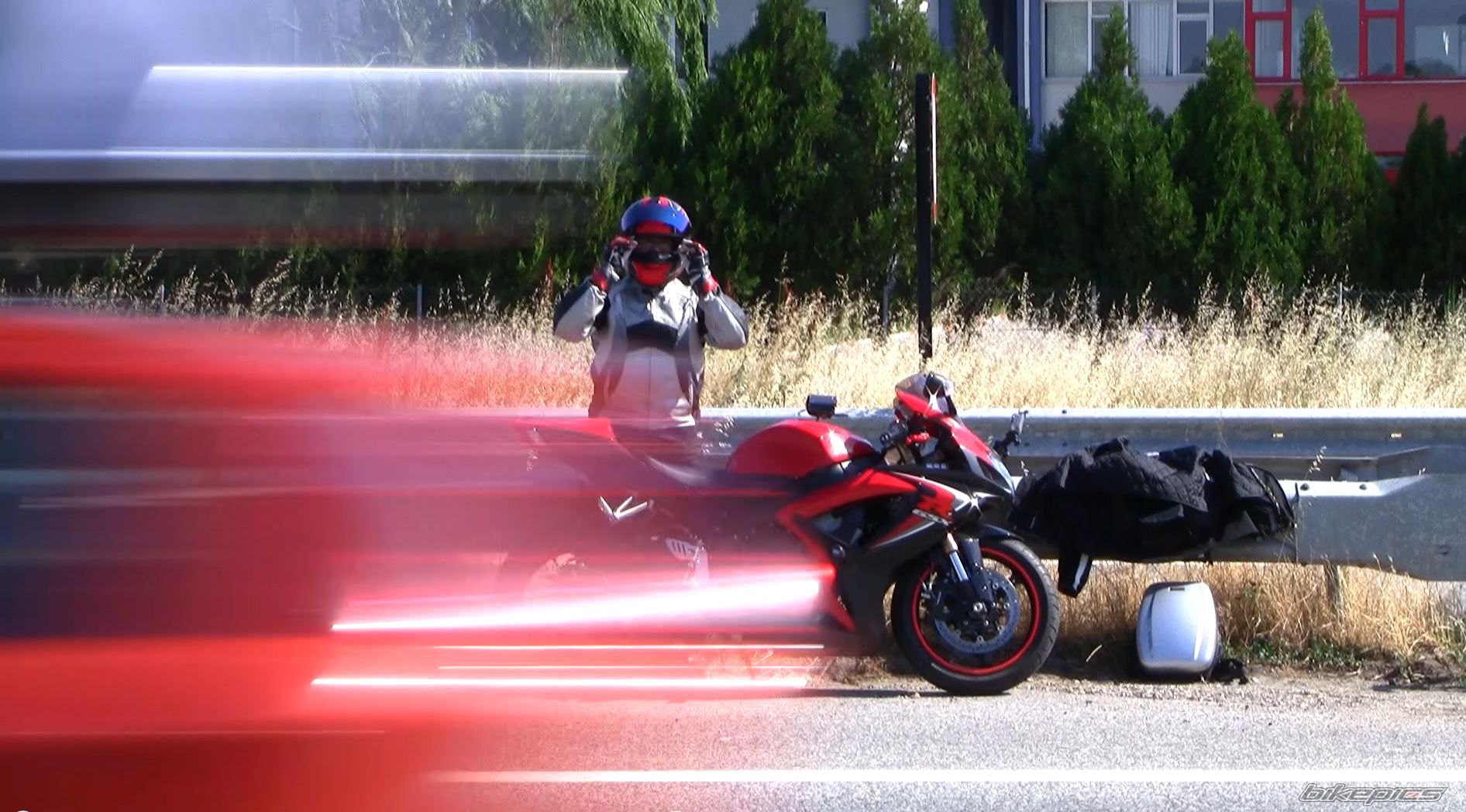 2006 SUZUKI GSX R 600 | Picture 2010933 motorcycle photo