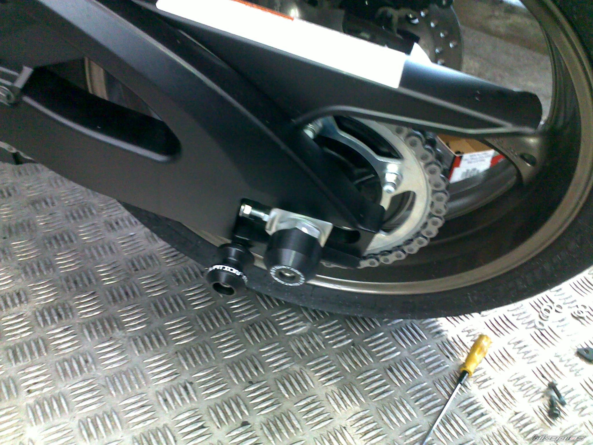2010 SUZUKI GSX R 600 | Picture 2011114 motorcycle photo