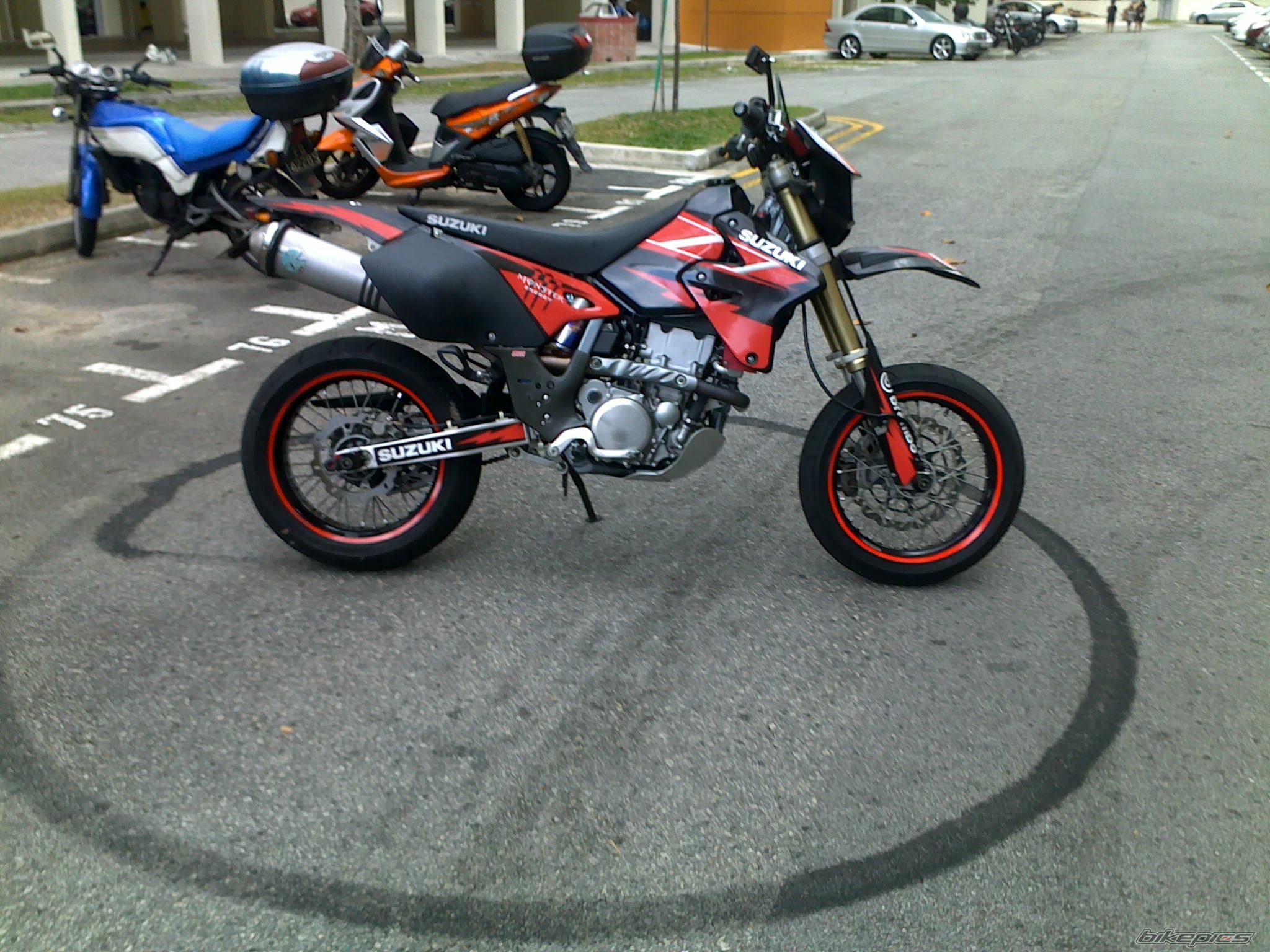 2010 SUZUKI DRZ 400 | Picture 2011123 motorcycle photo