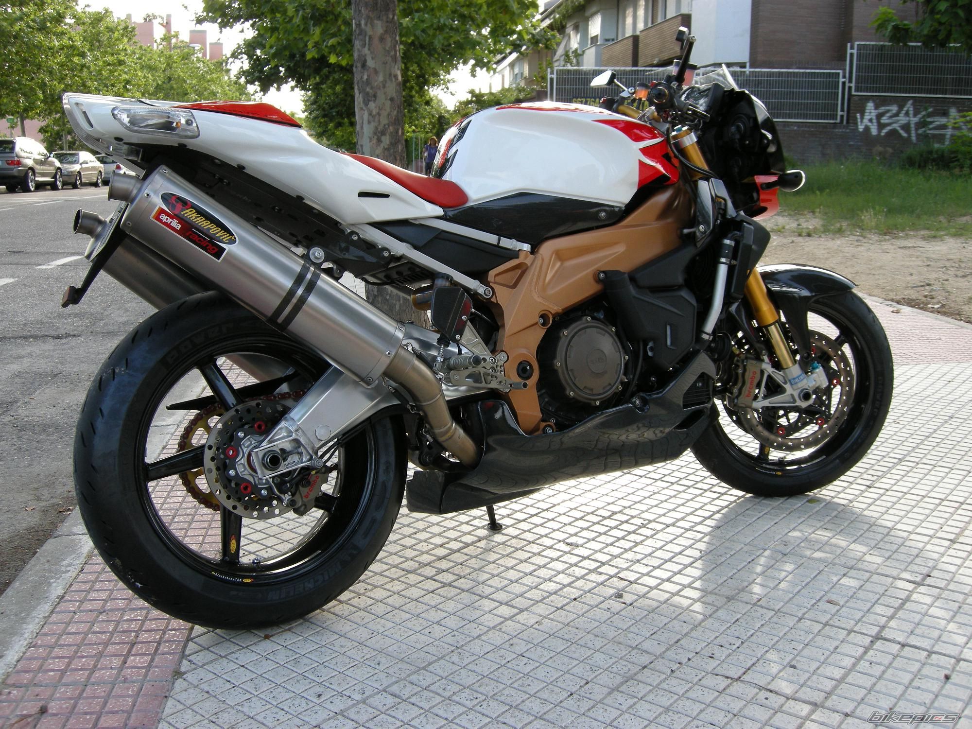 2007 APRILIA RSV MILLE TUONO | Picture 2011456 motorcycle photo