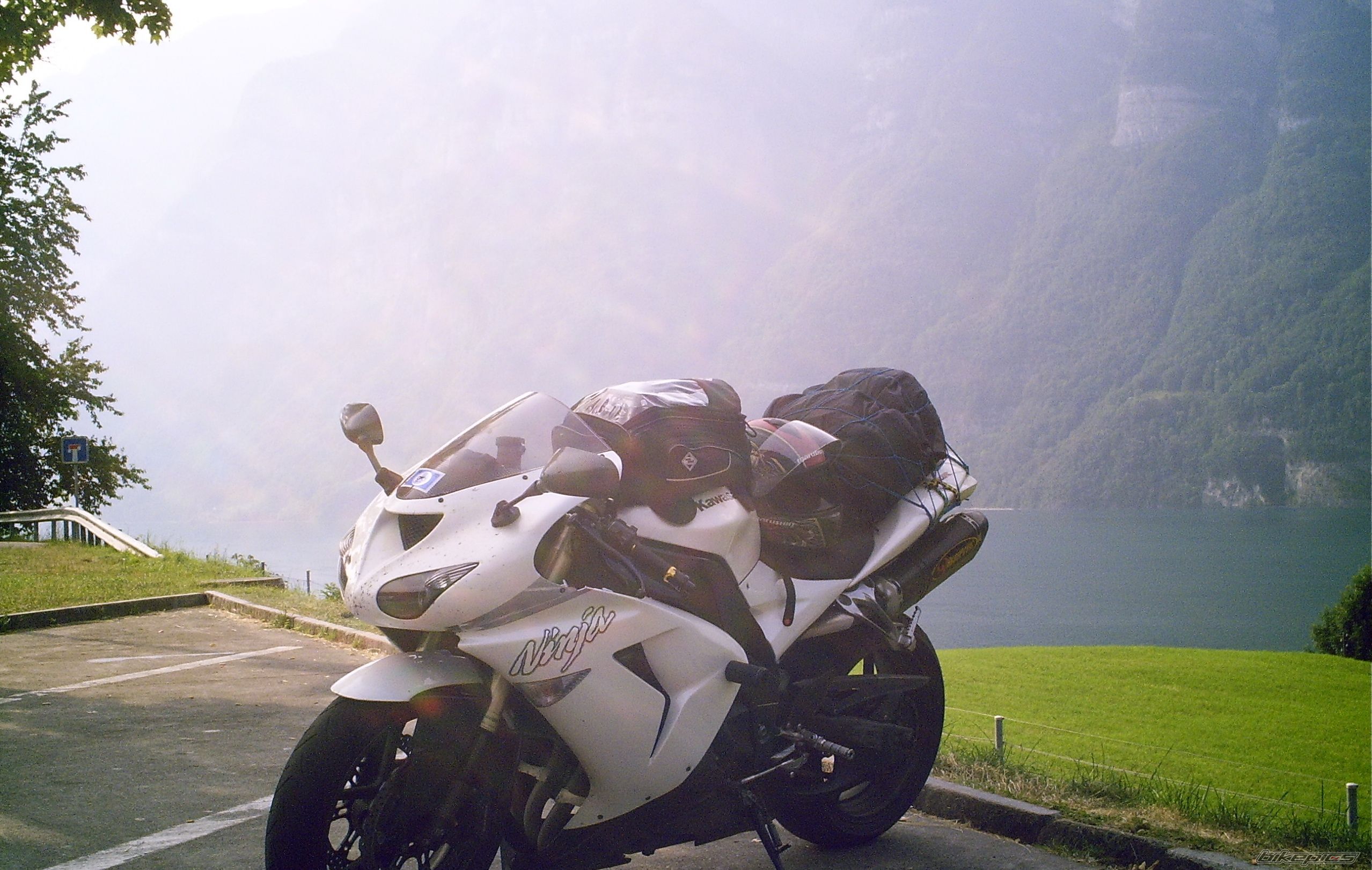 2007 KAWASAKI ZX 10R | Picture 2012067 motorcycle photo