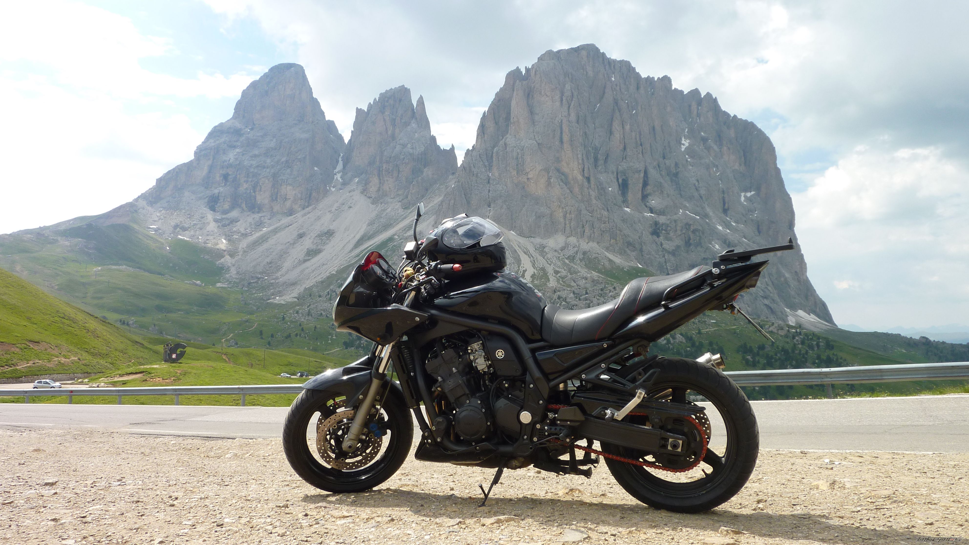 2004 YAMAHA FZS 1000 FAZER | Picture 2012186 motorcycle photo