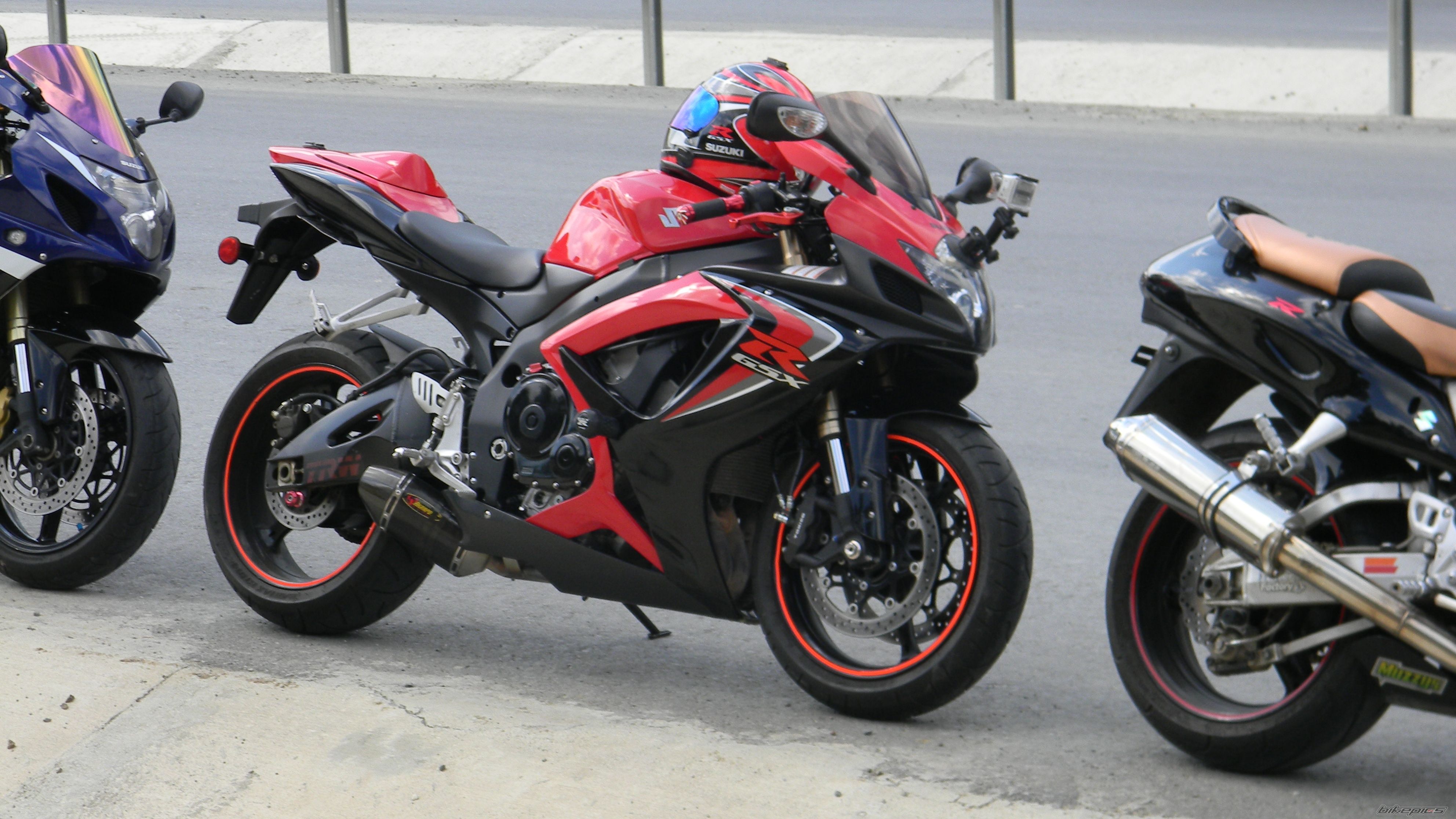 2006 SUZUKI GSX R 600 | Picture 2012201 motorcycle photo