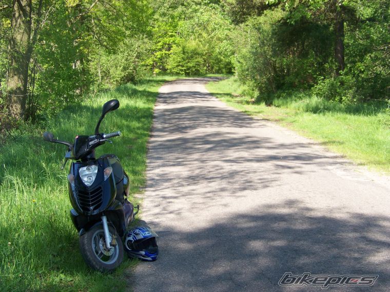 1998 APRILIA SONIC GP | Picture 2012434 motorcycle photo