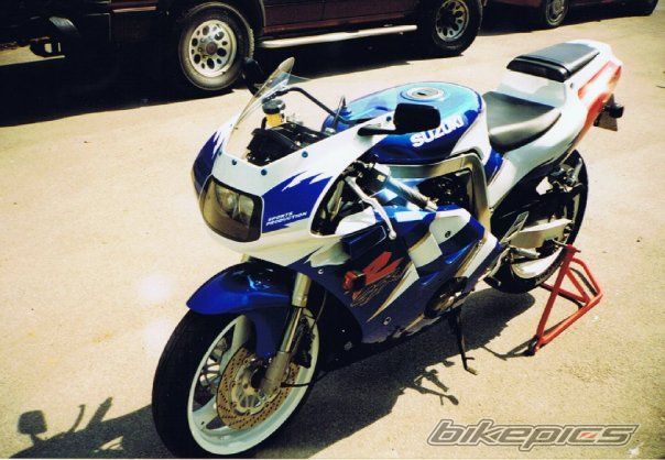 1994 SUZUKI GSX R 400 | Picture 2012458 motorcycle photo