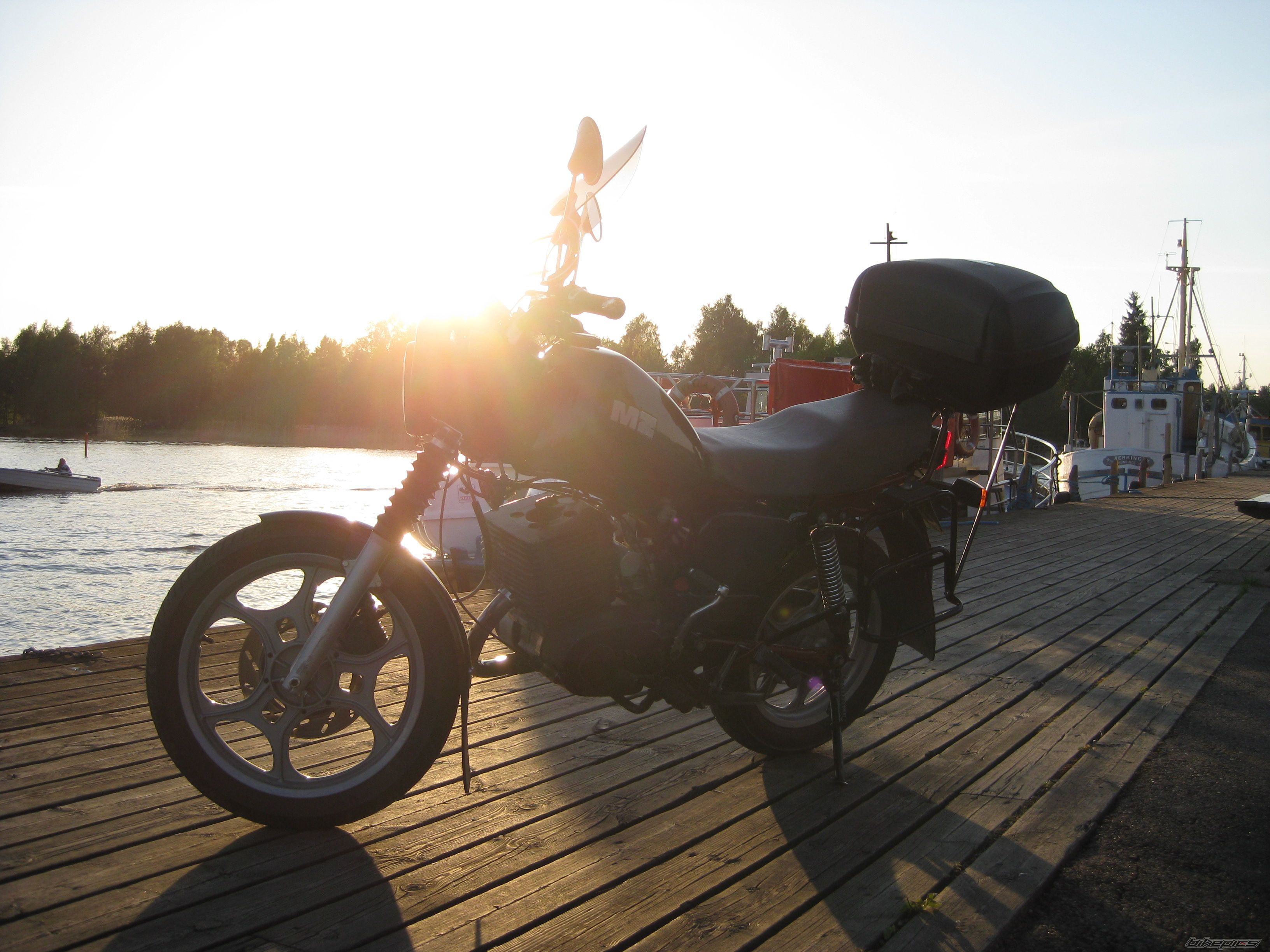 1998 MZ ETZ 301 | Picture 2012526 motorcycle photo
