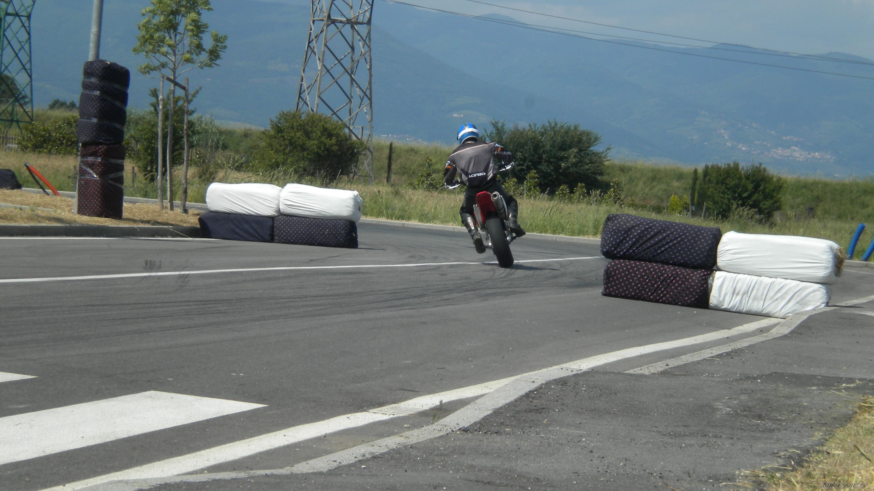 2006 HONDA CRF 450 | Picture 2012601 motorcycle photo