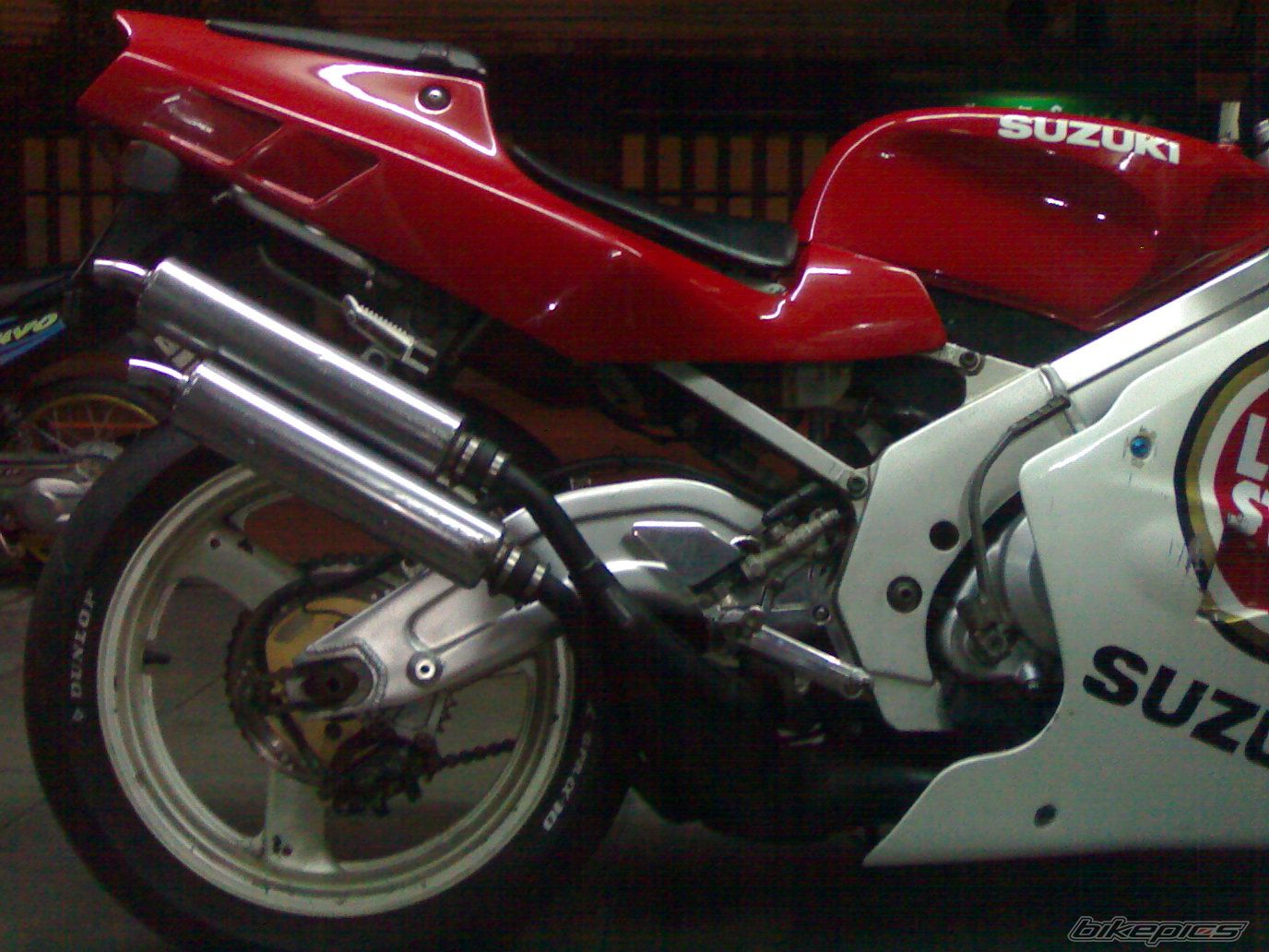 2010 SUZUKI RGV 250 | Picture 2012853 motorcycle photo