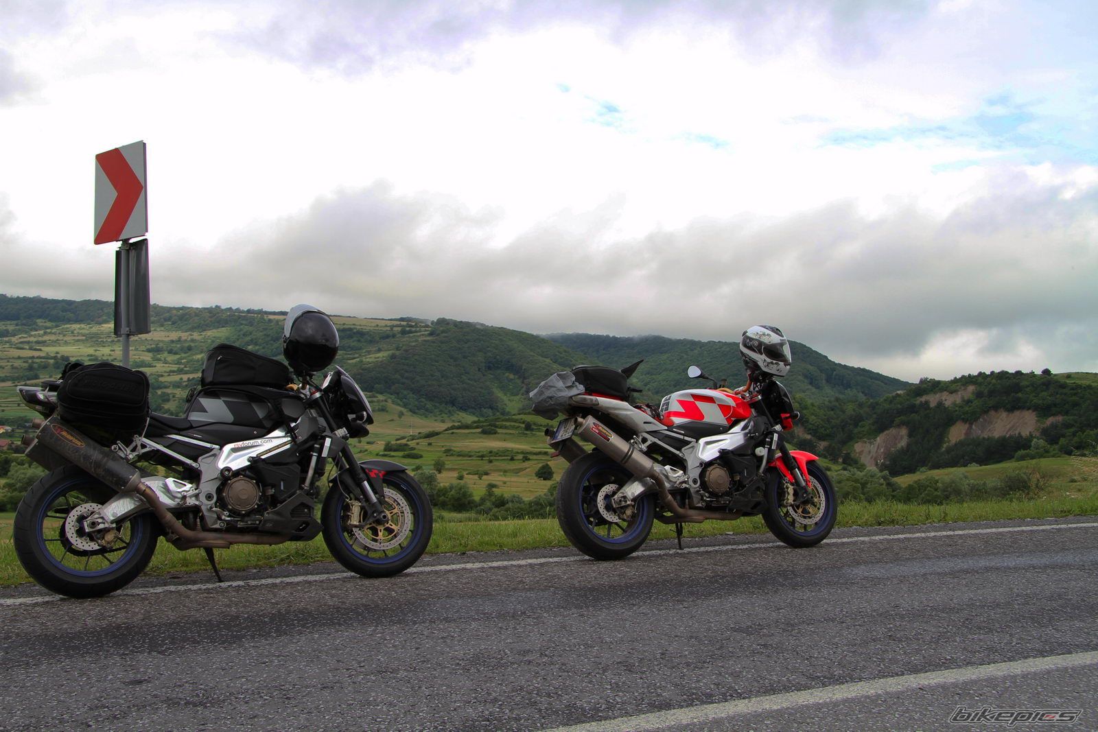 2007 APRILIA RSV MILLE TUONO | Picture 2012924 motorcycle photo