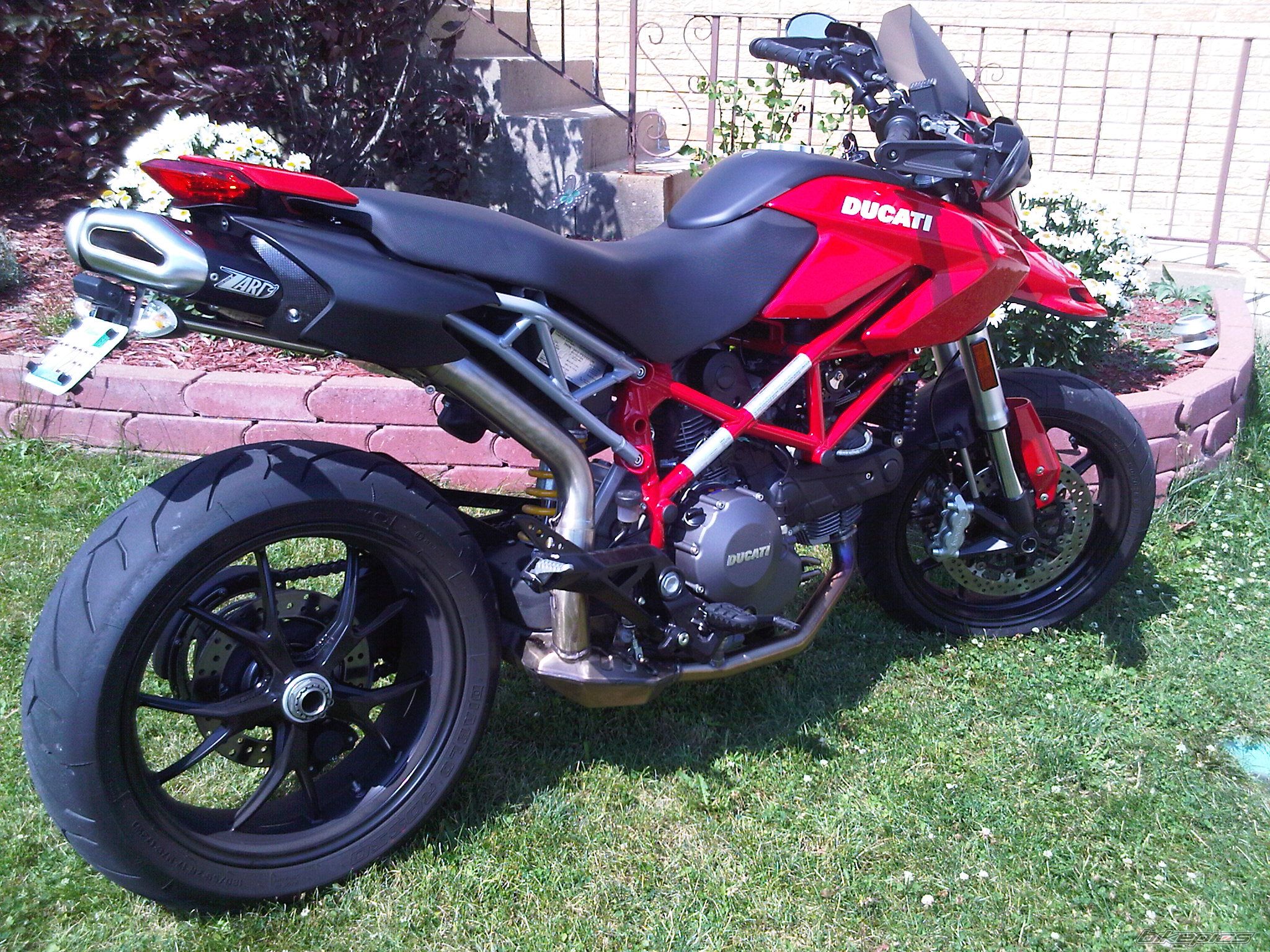 2009 DUCATI HYPERMOTARD 1100 | Picture 2013084 motorcycle photo