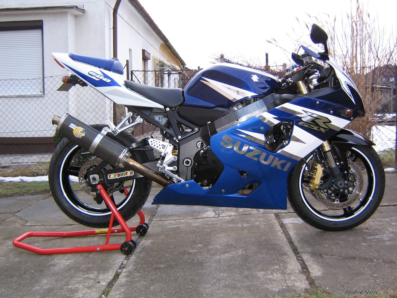 2004 SUZUKI GSX R 600 | Picture 2014312 motorcycle photo