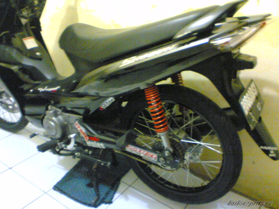 1990 SUZUKI SHOGUN SP 125 | Picture 2015719 motorcycle photo