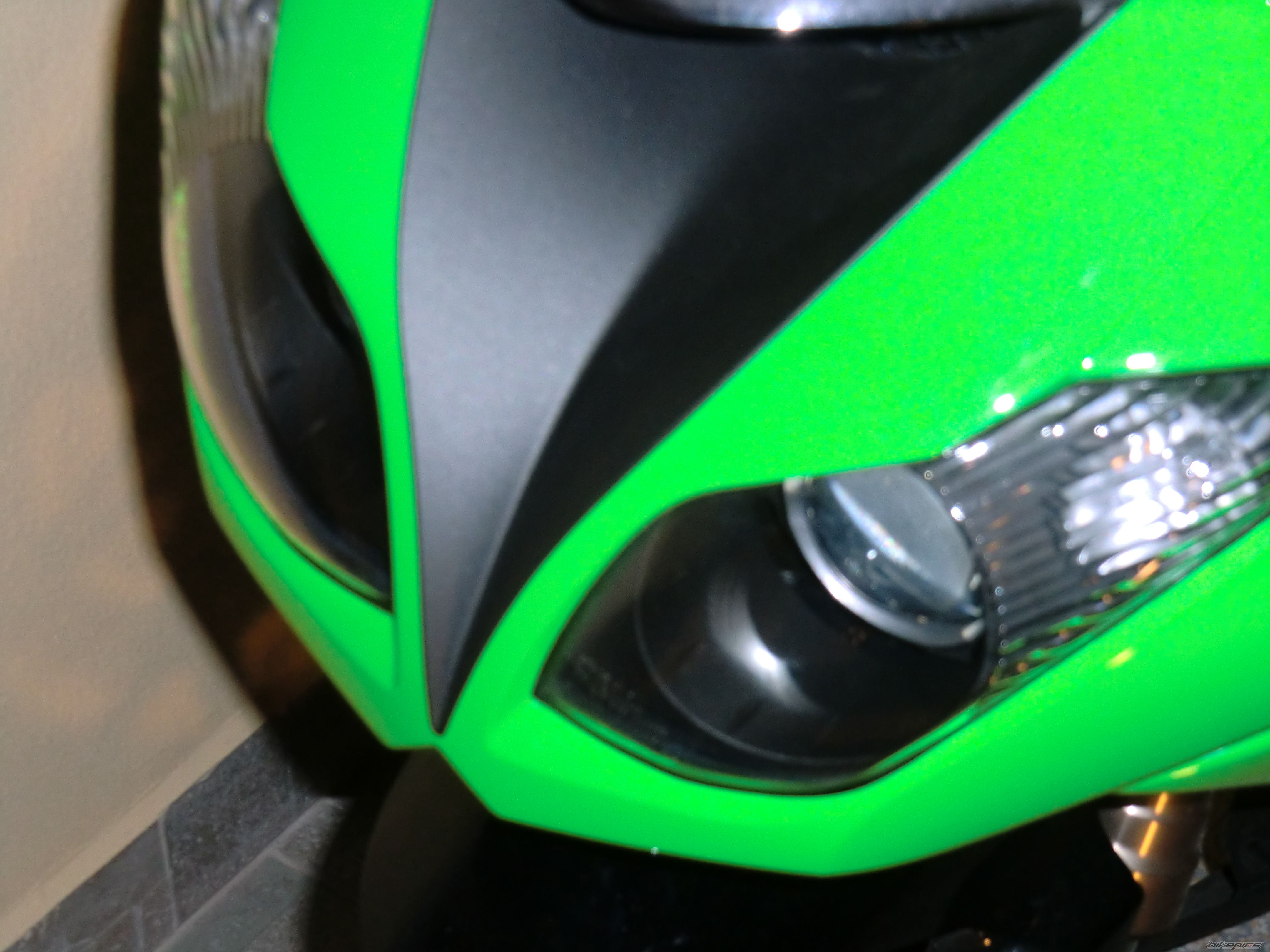 2010 KAWASAKI ZX 6R | Picture 2016237 motorcycle photo