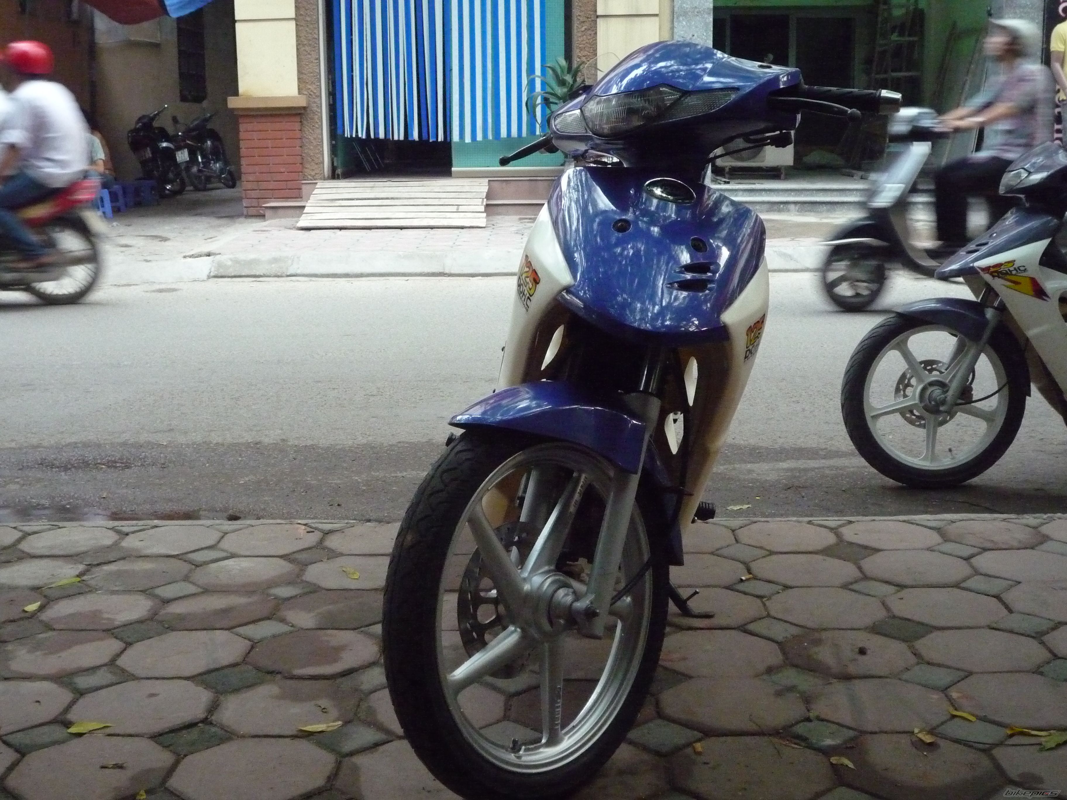 2009 SUZUKI FX 125 | Picture 2016534 motorcycle photo