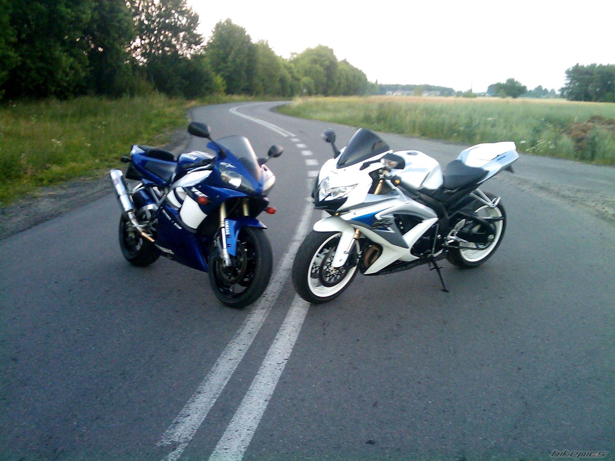2001 YAMAHA YZF R1 | Picture 2017522 motorcycle photo