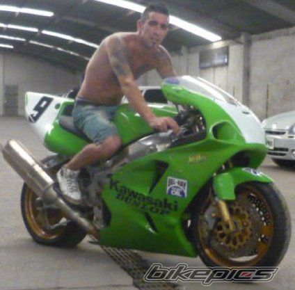 1993 KAWASAKI ZX 7R | Picture 2017542 motorcycle photo