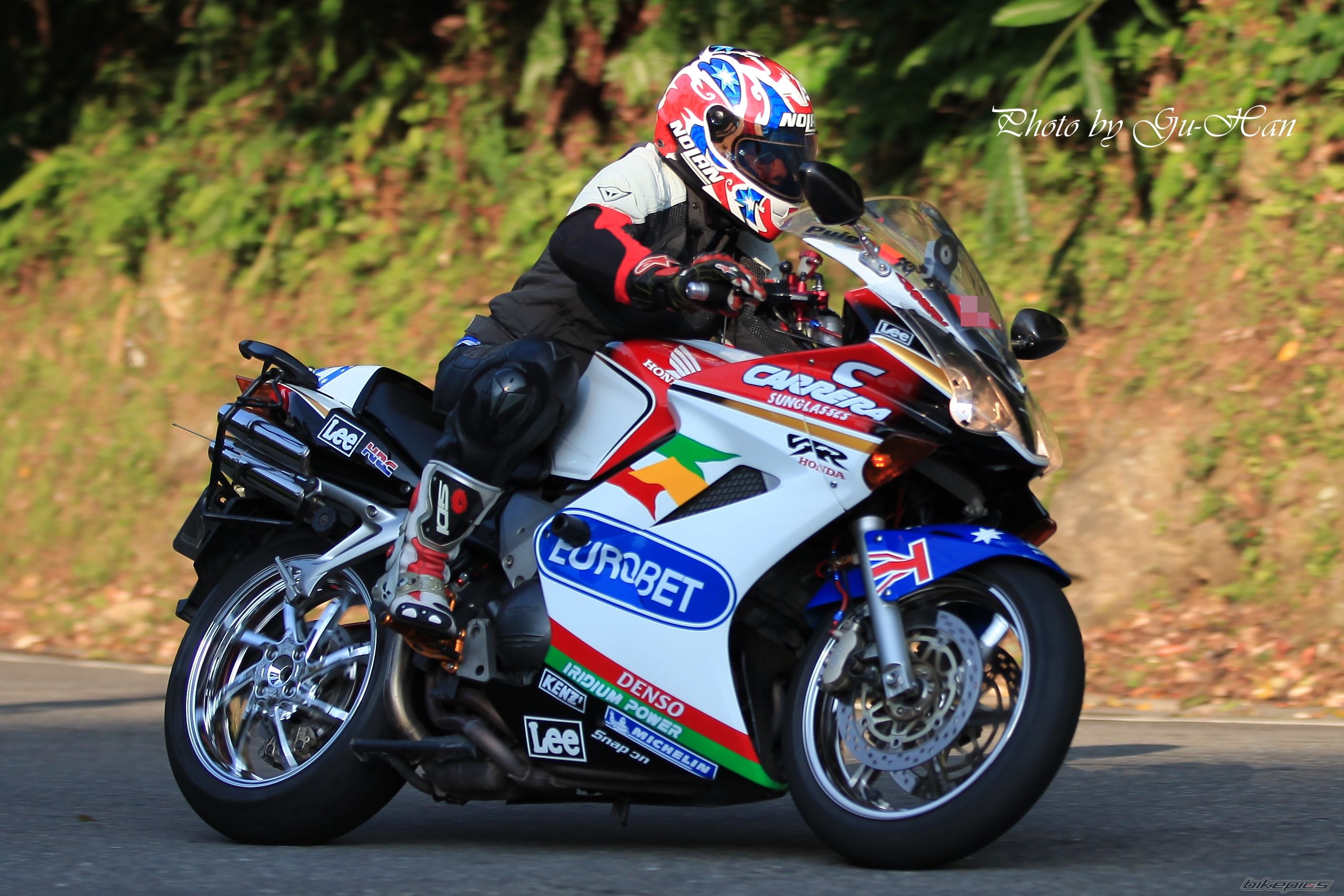 2005 HONDA VFR 800 | Picture 2018373 motorcycle photo