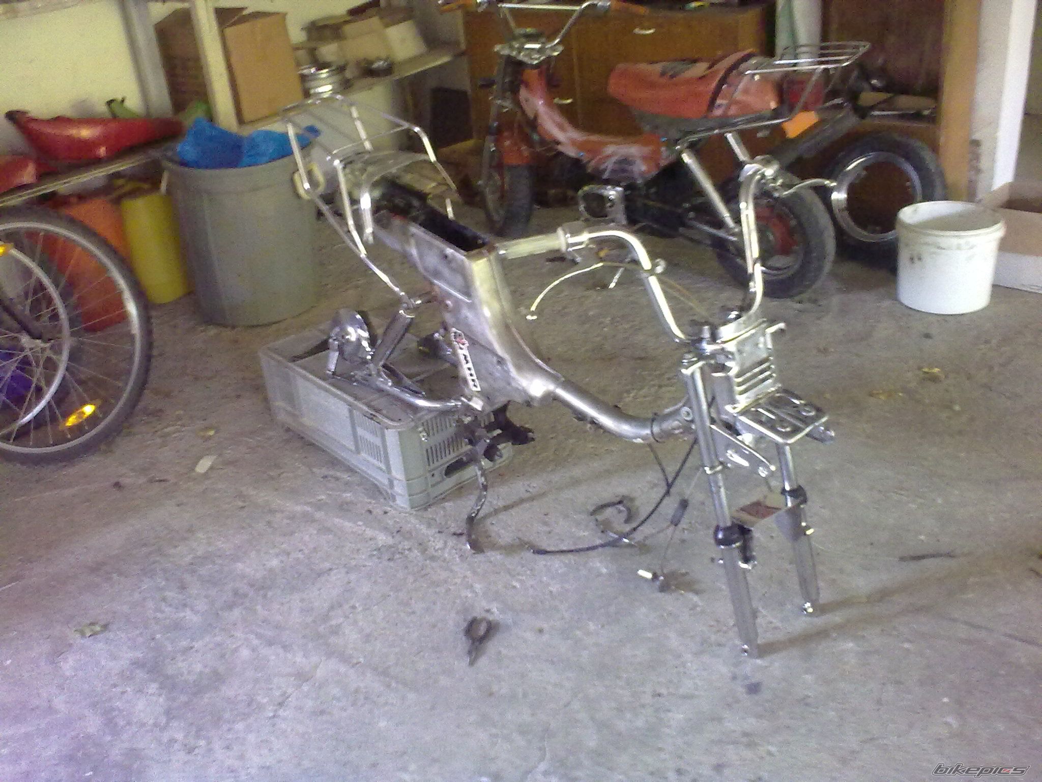 2010 SUZUKI A 100 | Picture 2019511 motorcycle photo