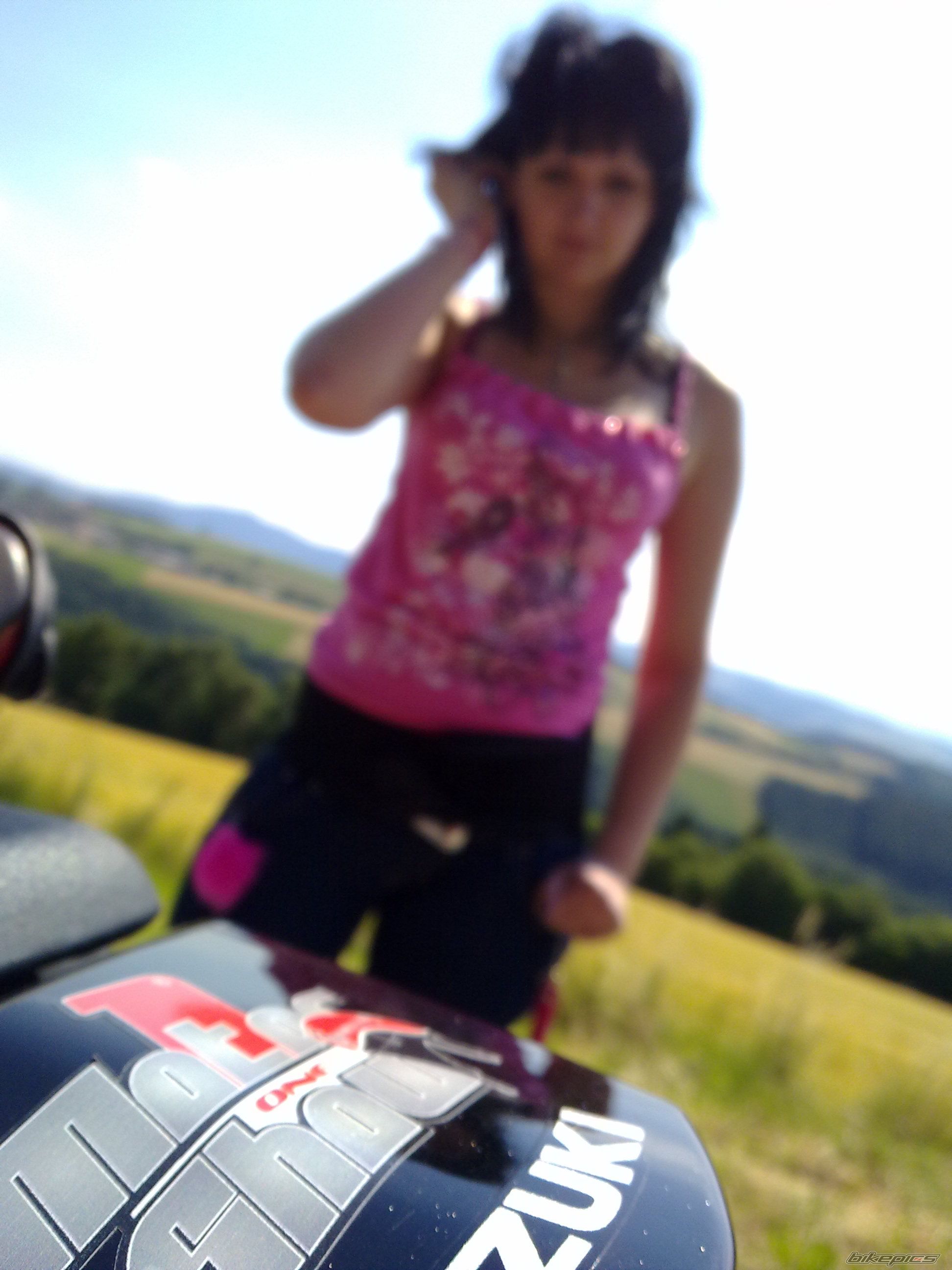 2004 SUZUKI GSX R 600 | Picture 2019715 motorcycle photo